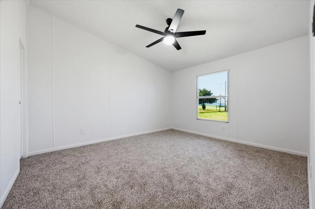 Mobile Home For Sale in Johnson County , 5708 Texas Street, Joshua, Texas 76058, 4 Bedroom, 2 Bathroom, Garage spaces, 1,904 Sqft, built in 1998, mls#21336910, Real Estate Agent in Joshua, Homes For Sale in Johnson county, Homes For Sale in Joshua, Realtor in Joshua Texas, Real Estate Brokerage Independent Realty Texas, Luminita Cordes Realtor