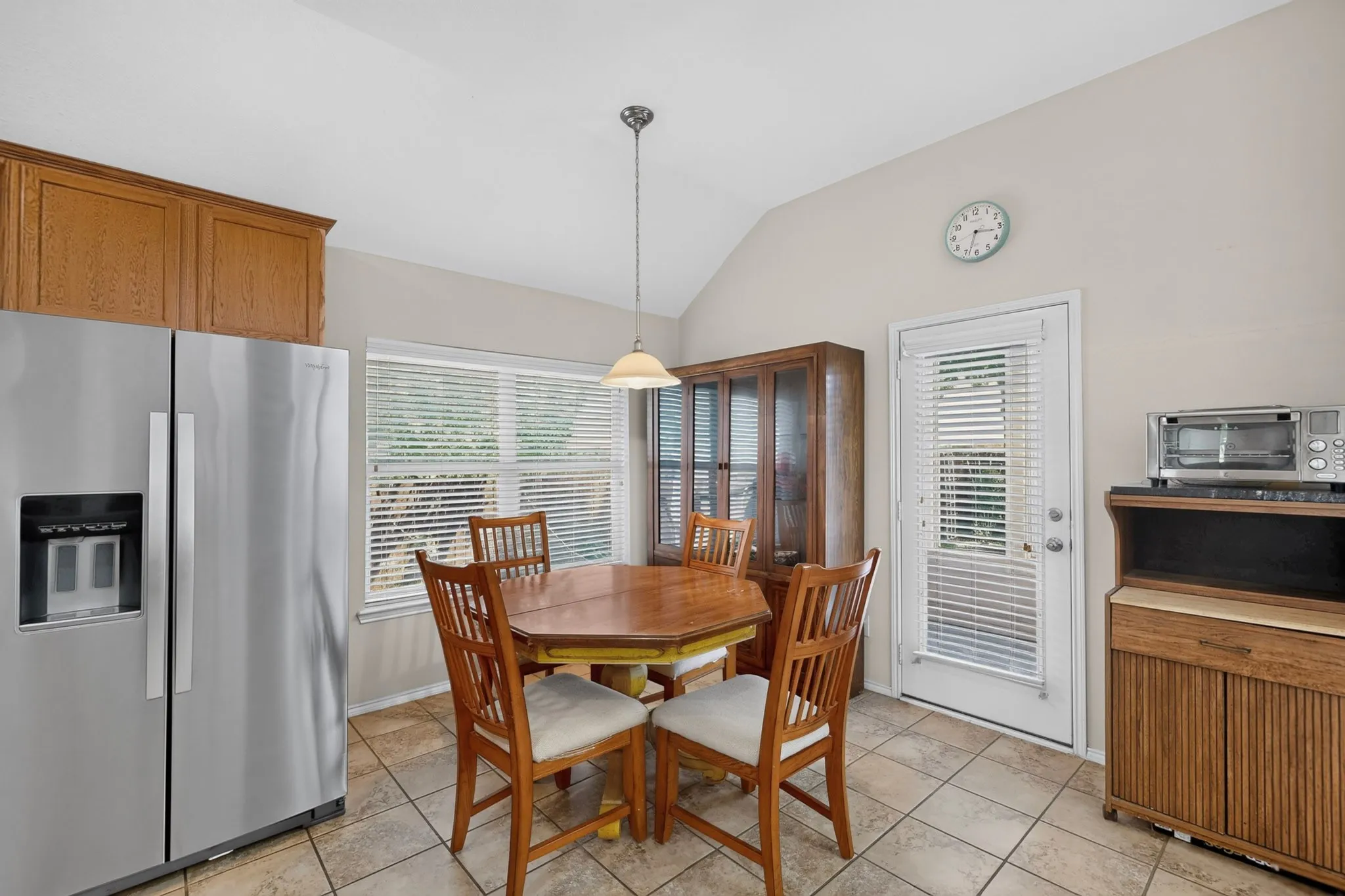 Single Family Residence For Sale in Kaufman County , 1635 Luckenbach Drive, Forney, Texas 75126, 5 Bedroom, 3 Bathroom, 2 Garage spaces, 2,904 Sqft, built in 2007, mls#21334986, Real Estate Agent in Forney, Homes For Sale in Kaufman county, Homes For Sale in Forney, Realtor in Forney Texas, Real Estate Brokerage Independent Realty Texas, Luminita Cordes Realtor