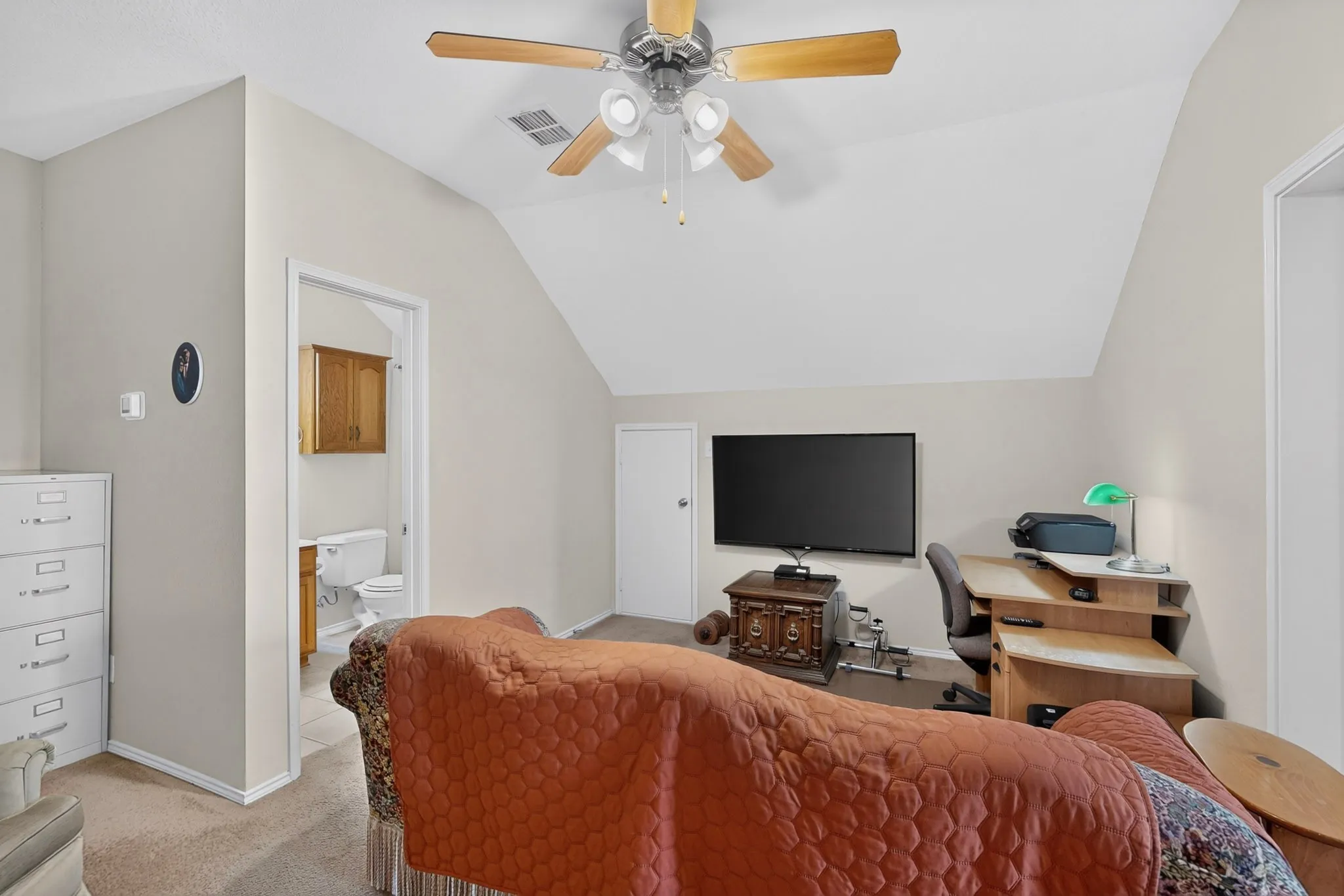 Single Family Residence For Sale in Kaufman County , 1635 Luckenbach Drive, Forney, Texas 75126, 5 Bedroom, 3 Bathroom, 2 Garage spaces, 2,904 Sqft, built in 2007, mls#21334986, Real Estate Agent in Forney, Homes For Sale in Kaufman county, Homes For Sale in Forney, Realtor in Forney Texas, Real Estate Brokerage Independent Realty Texas, Luminita Cordes Realtor