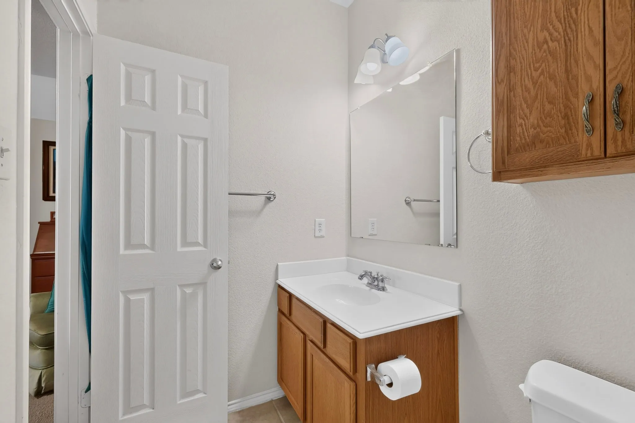 Single Family Residence For Sale in Kaufman County , 1635 Luckenbach Drive, Forney, Texas 75126, 5 Bedroom, 3 Bathroom, 2 Garage spaces, 2,904 Sqft, built in 2007, mls#21334986, Real Estate Agent in Forney, Homes For Sale in Kaufman county, Homes For Sale in Forney, Realtor in Forney Texas, Real Estate Brokerage Independent Realty Texas, Luminita Cordes Realtor