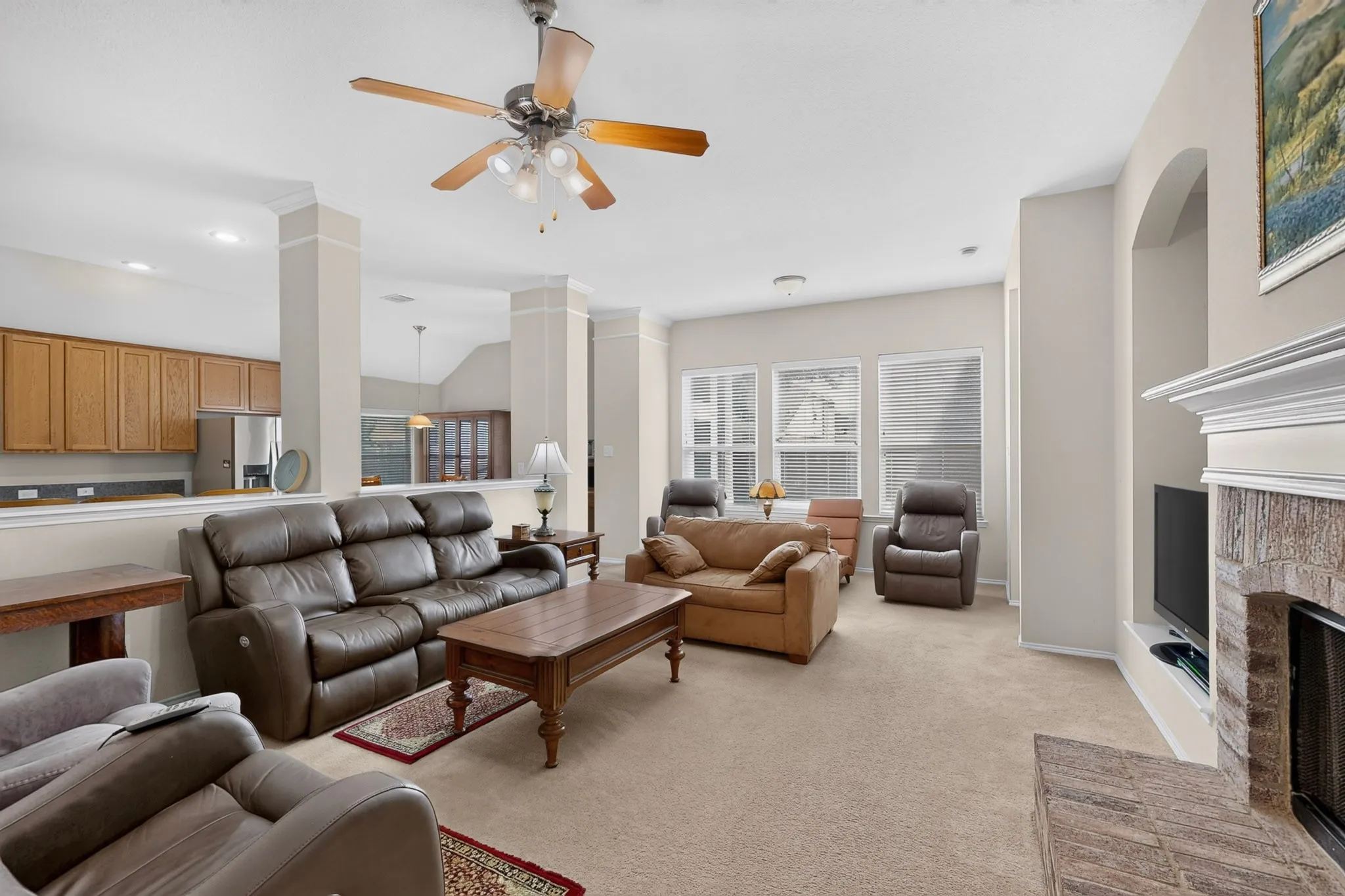 Single Family Residence For Sale in Kaufman County , 1635 Luckenbach Drive, Forney, Texas 75126, 5 Bedroom, 3 Bathroom, 2 Garage spaces, 2,904 Sqft, built in 2007, mls#21334986, Real Estate Agent in Forney, Homes For Sale in Kaufman county, Homes For Sale in Forney, Realtor in Forney Texas, Real Estate Brokerage Independent Realty Texas, Luminita Cordes Realtor