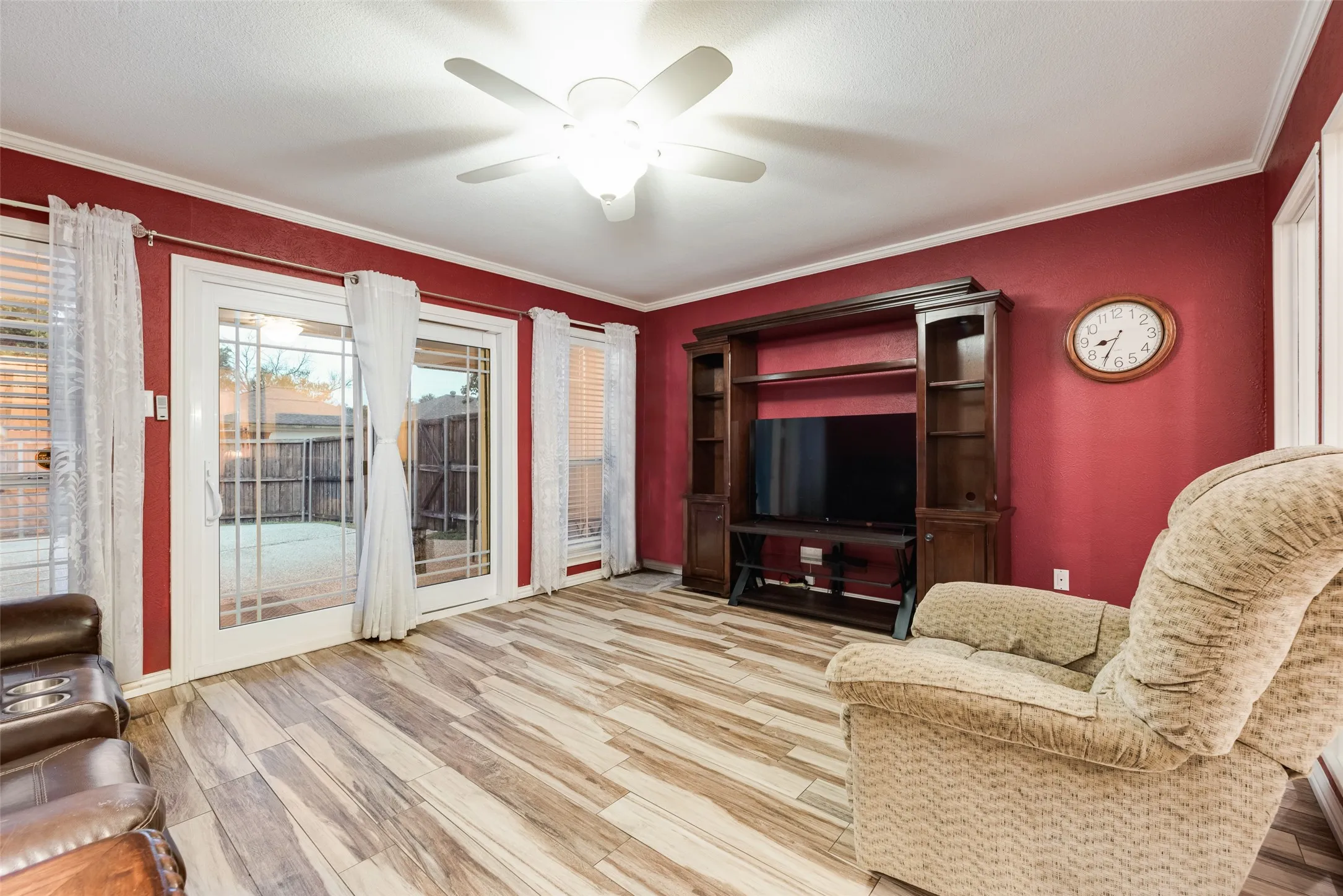 Sunroom - second living
