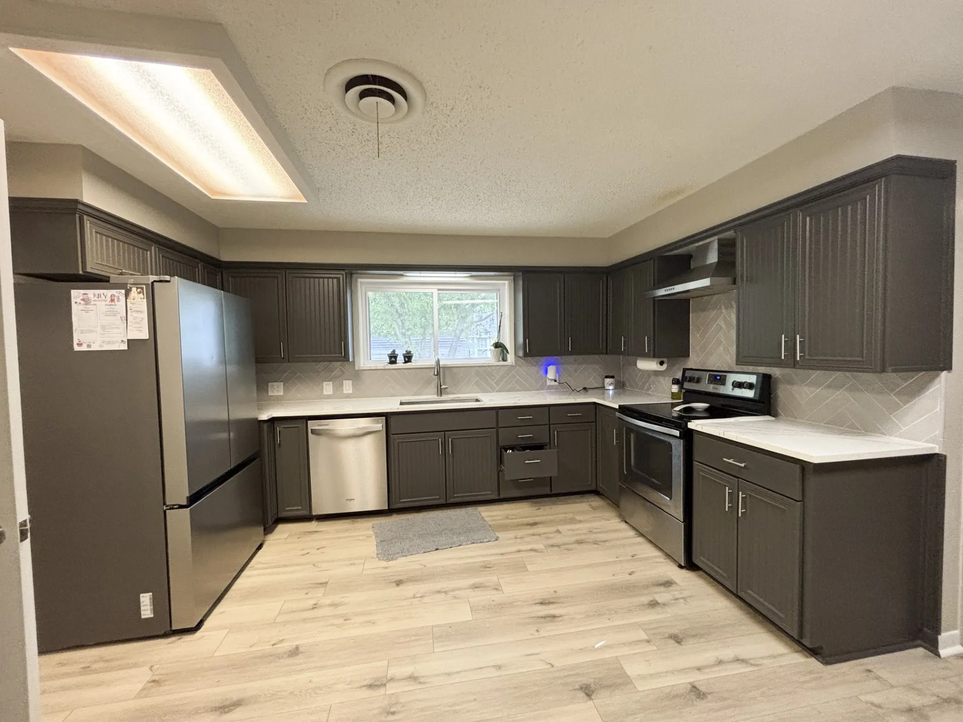 Single Family Residence For Sale in Montague County , 305 Rock Street, Bowie, Texas 76230, 3 Bedroom, 2 Bathroom, 2 Garage spaces, 1,850 Sqft, built in 1950, mls#21338906, Real Estate Agent in Bowie, Homes For Sale in Montague county, Homes For Sale in Bowie, Realtor in Bowie Texas, Real Estate Brokerage Independent Realty Texas, Luminita Cordes Realtor