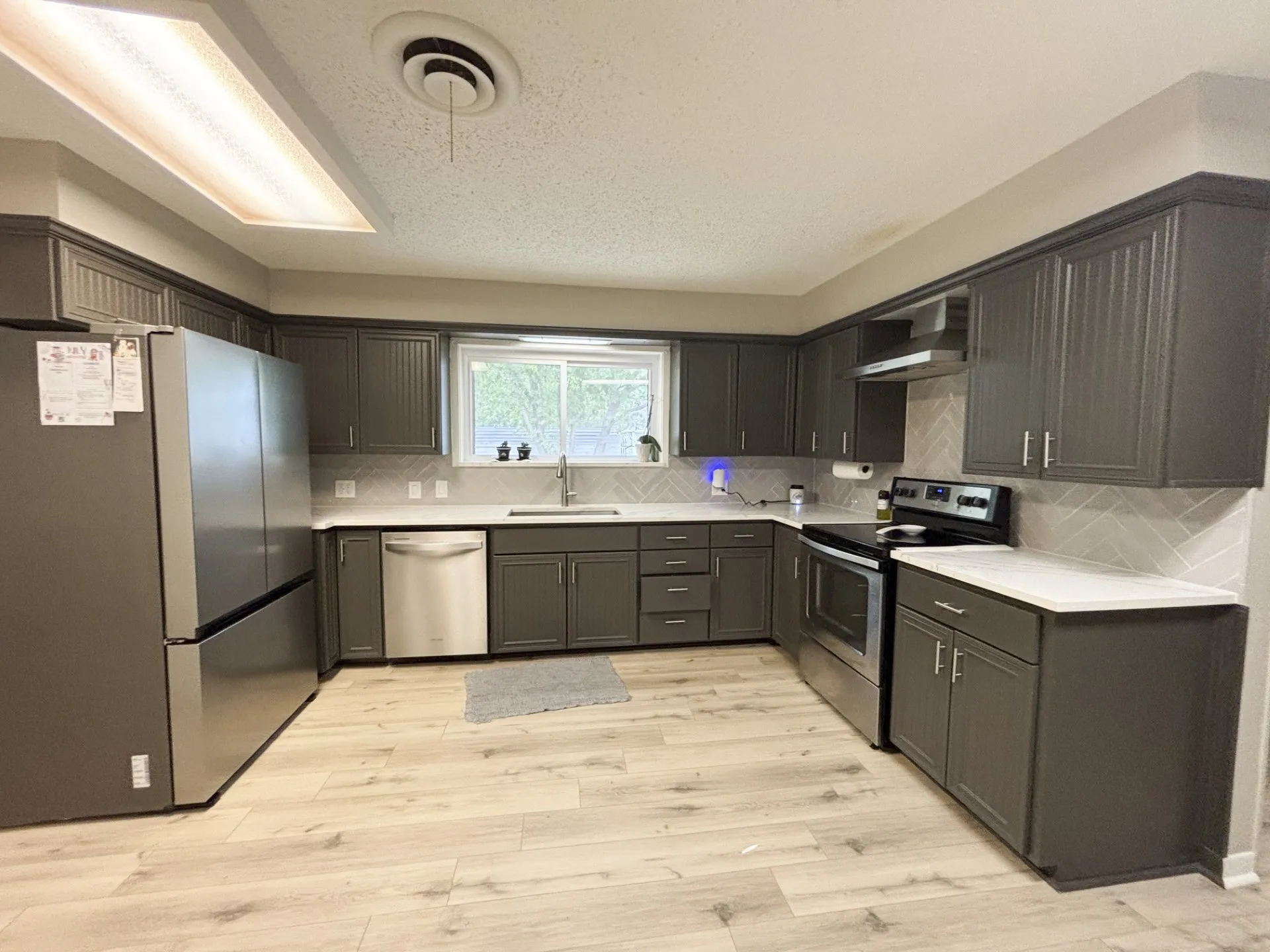 Single Family Residence For Sale in Montague County , 305 Rock Street, Bowie, Texas 76230, 3 Bedroom, 2 Bathroom, 2 Garage spaces, 1,850 Sqft, built in 1950, mls#21338906, Real Estate Agent in Bowie, Homes For Sale in Montague county, Homes For Sale in Bowie, Realtor in Bowie Texas, Real Estate Brokerage Independent Realty Texas, Luminita Cordes Realtor