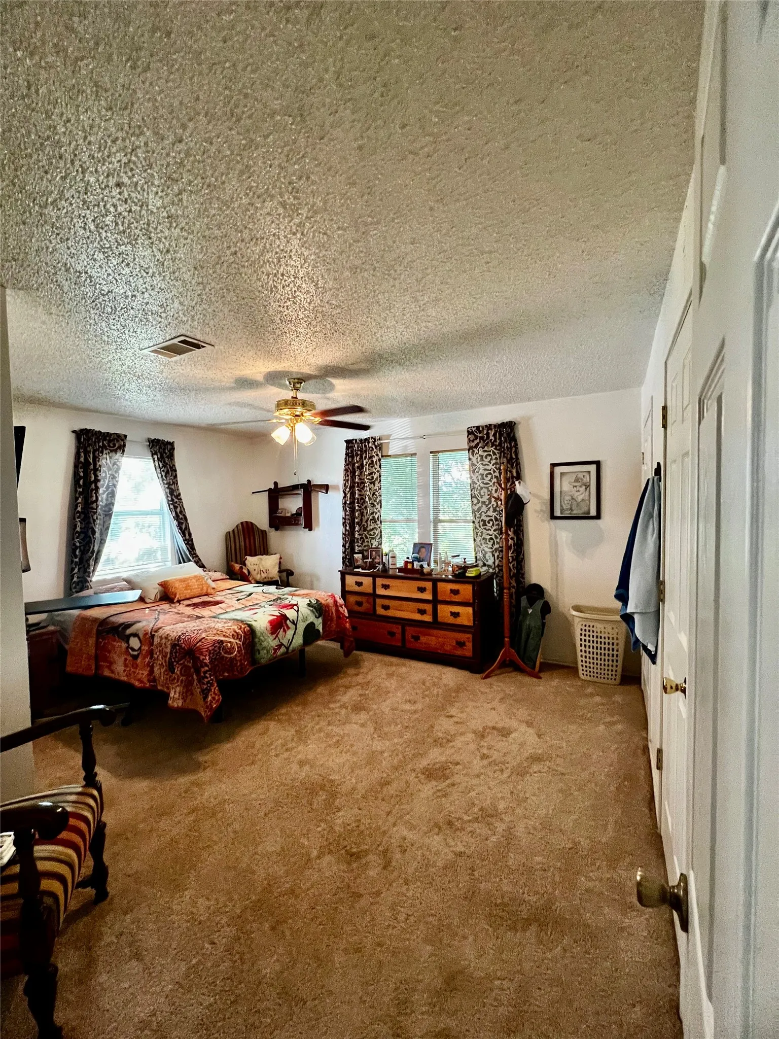 Single Family Residence For Sale in Hill County , 394 Hcr 1143, Blum, Texas 76627, 3 Bedroom, 2 Bathroom, Garage spaces, 1,152 Sqft, built in 1997, mls#21338558, Real Estate Agent in Blum, Homes For Sale in Hill county, Homes For Sale in Blum, Realtor in Blum Texas, Real Estate Brokerage Independent Realty Texas, Luminita Cordes Realtor