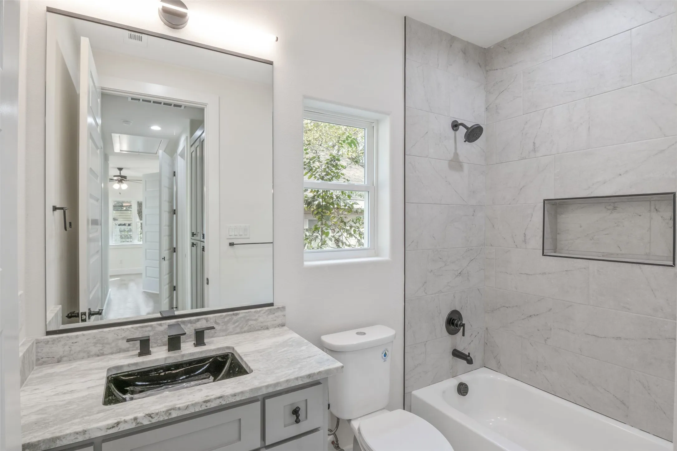 Single Family Residence For Rent in Dallas County , 2626 Burger Avenue, Dallas, Texas 75215, 3 Bedroom, 2 Bathroom, Garage spaces, 1,200 Sqft, built in 2025, mls#21338921, Real Estate Agent in Dallas, Homes For Rent in Dallas county, Homes For Rent in Dallas, Realtor in Dallas Texas, Real Estate Brokerage Independent Realty Texas, Luminita Cordes Realtor