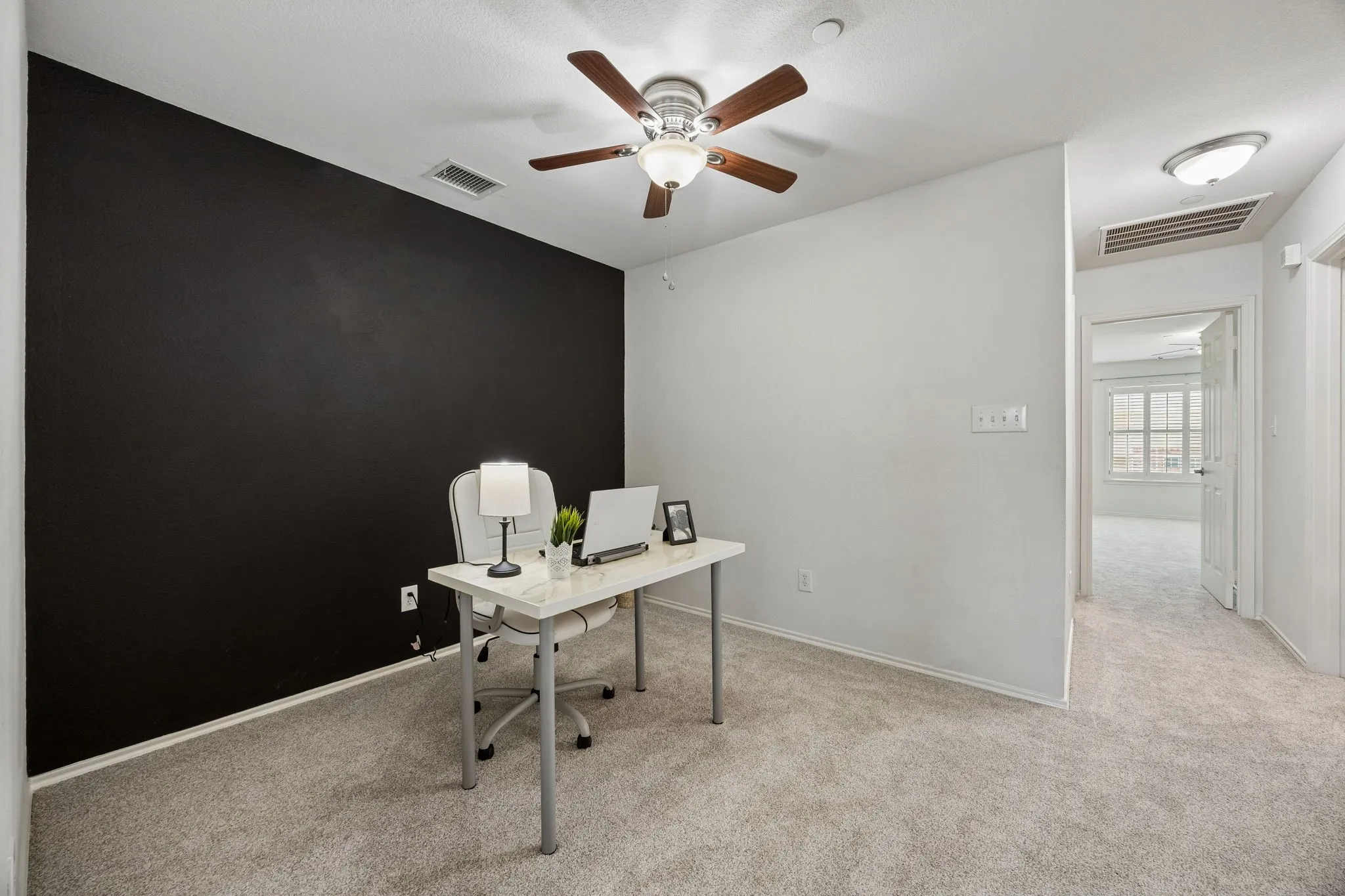 Townhouse For Sale in Collin County , 2905 Percey Lane, Plano, Texas 75025, 2 Bedroom, 2 Bathroom, 2 Garage spaces, 1,448 Sqft, built in 2002, mls#21336963, Real Estate Agent in Plano, Homes For Sale in Collin county, Homes For Sale in Plano, Realtor in Plano Texas, Real Estate Brokerage Independent Realty Texas, Luminita Cordes Realtor
