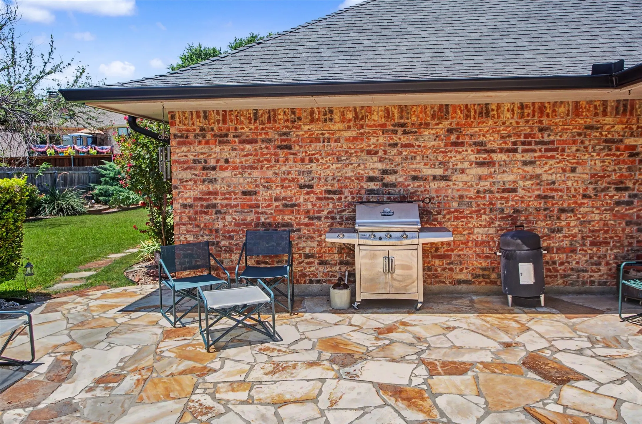 Single Family Residence For Sale in Tarrant County , 6717 River Bend Road, Fort Worth, Texas 76132, 4 Bedroom, 3 Bathroom, 2 Garage spaces, 3,100 Sqft, built in 1980, mls#21337224, Real Estate Agent in Fort Worth, Homes For Sale in Tarrant county, Homes For Sale in Fort Worth, Realtor in Fort Worth Texas, Real Estate Brokerage Independent Realty Texas, Luminita Cordes Realtor