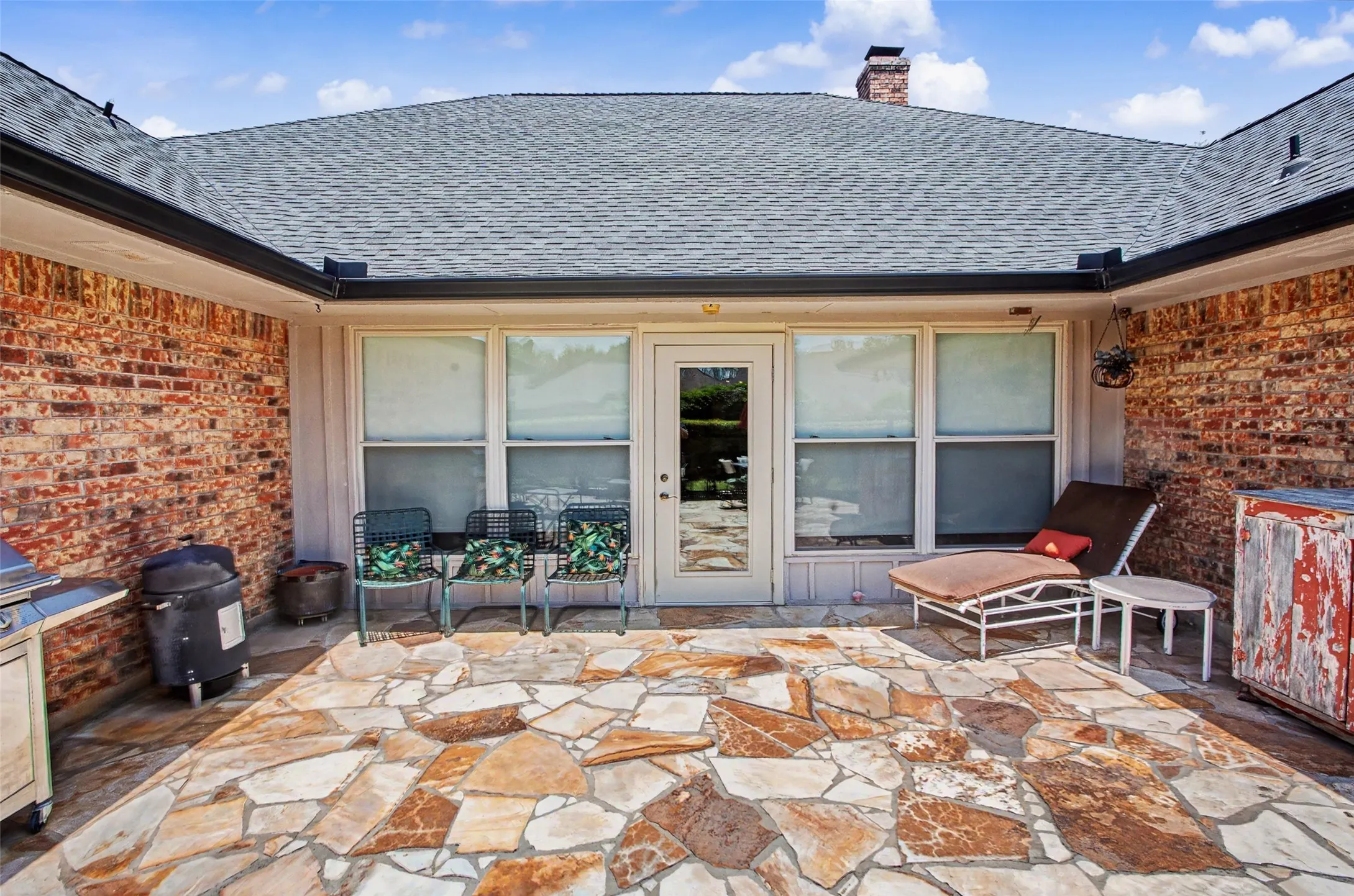 Single Family Residence For Sale in Tarrant County , 6717 River Bend Road, Fort Worth, Texas 76132, 4 Bedroom, 3 Bathroom, 2 Garage spaces, 3,100 Sqft, built in 1980, mls#21337224, Real Estate Agent in Fort Worth, Homes For Sale in Tarrant county, Homes For Sale in Fort Worth, Realtor in Fort Worth Texas, Real Estate Brokerage Independent Realty Texas, Luminita Cordes Realtor