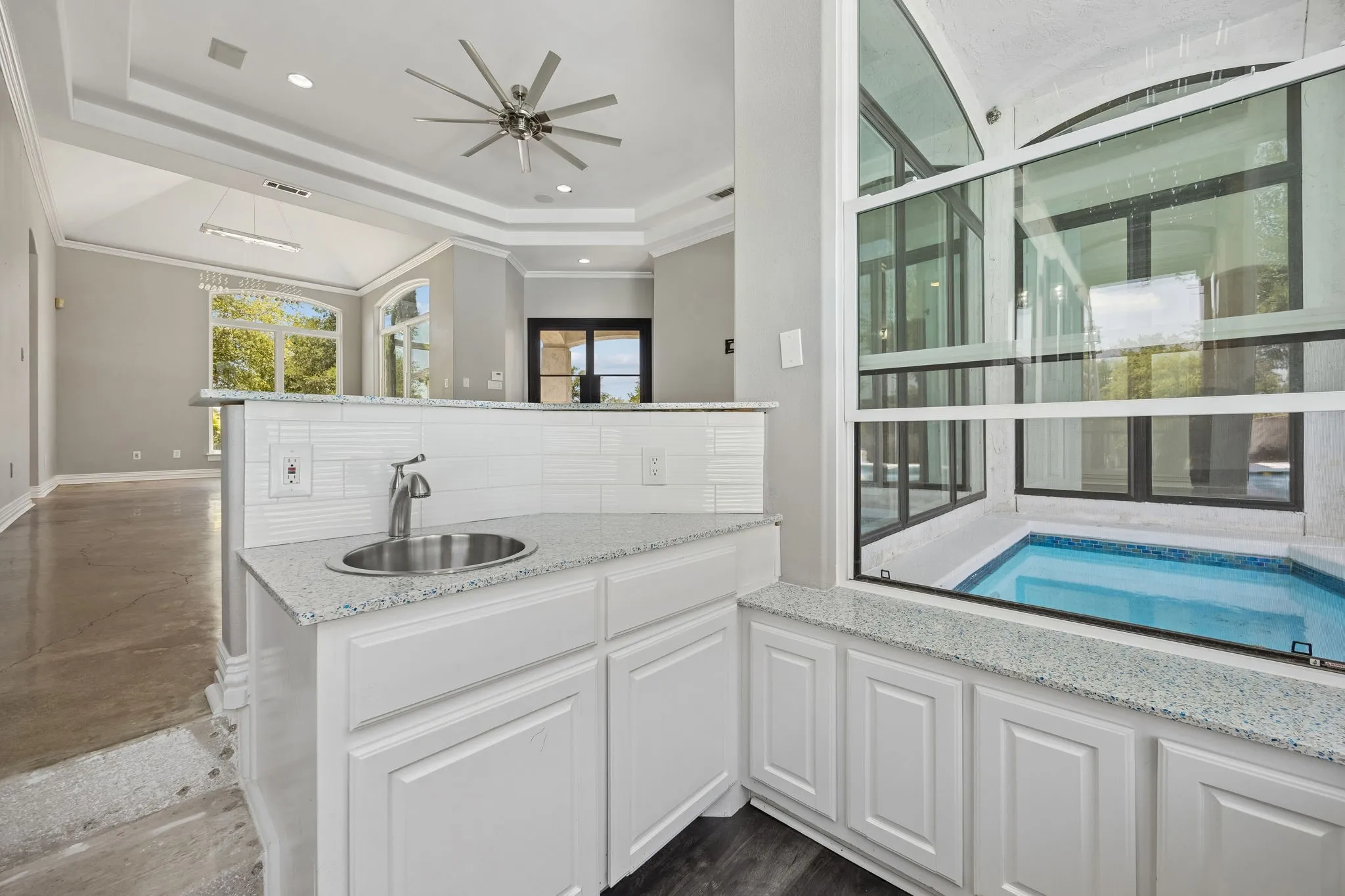 Single Family Residence For Sale in Tarrant County , 4024 Silver Creek Road, Fort Worth, Texas 76108, 4 Bedroom, 3 Bathroom, 2 Garage spaces, 3,056 Sqft, built in 1996, mls#21338547, Real Estate Agent in Fort Worth, Homes For Sale in Tarrant county, Homes For Sale in Fort Worth, Realtor in Fort Worth Texas, Real Estate Brokerage Independent Realty Texas, Luminita Cordes Realtor