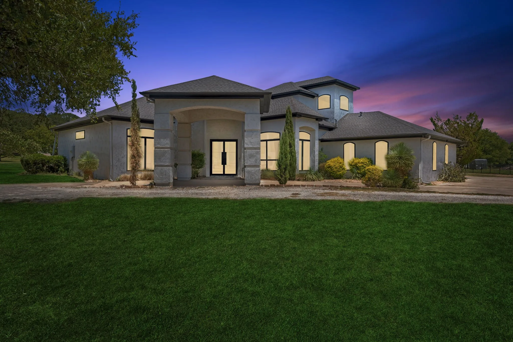 Single Family Residence For Sale in Tarrant County , 4024 Silver Creek Road, Fort Worth, Texas 76108, 4 Bedroom, 3 Bathroom, 2 Garage spaces, 3,056 Sqft, built in 1996, mls#21338547, Real Estate Agent in Fort Worth, Homes For Sale in Tarrant county, Homes For Sale in Fort Worth, Realtor in Fort Worth Texas, Real Estate Brokerage Independent Realty Texas, Luminita Cordes Realtor