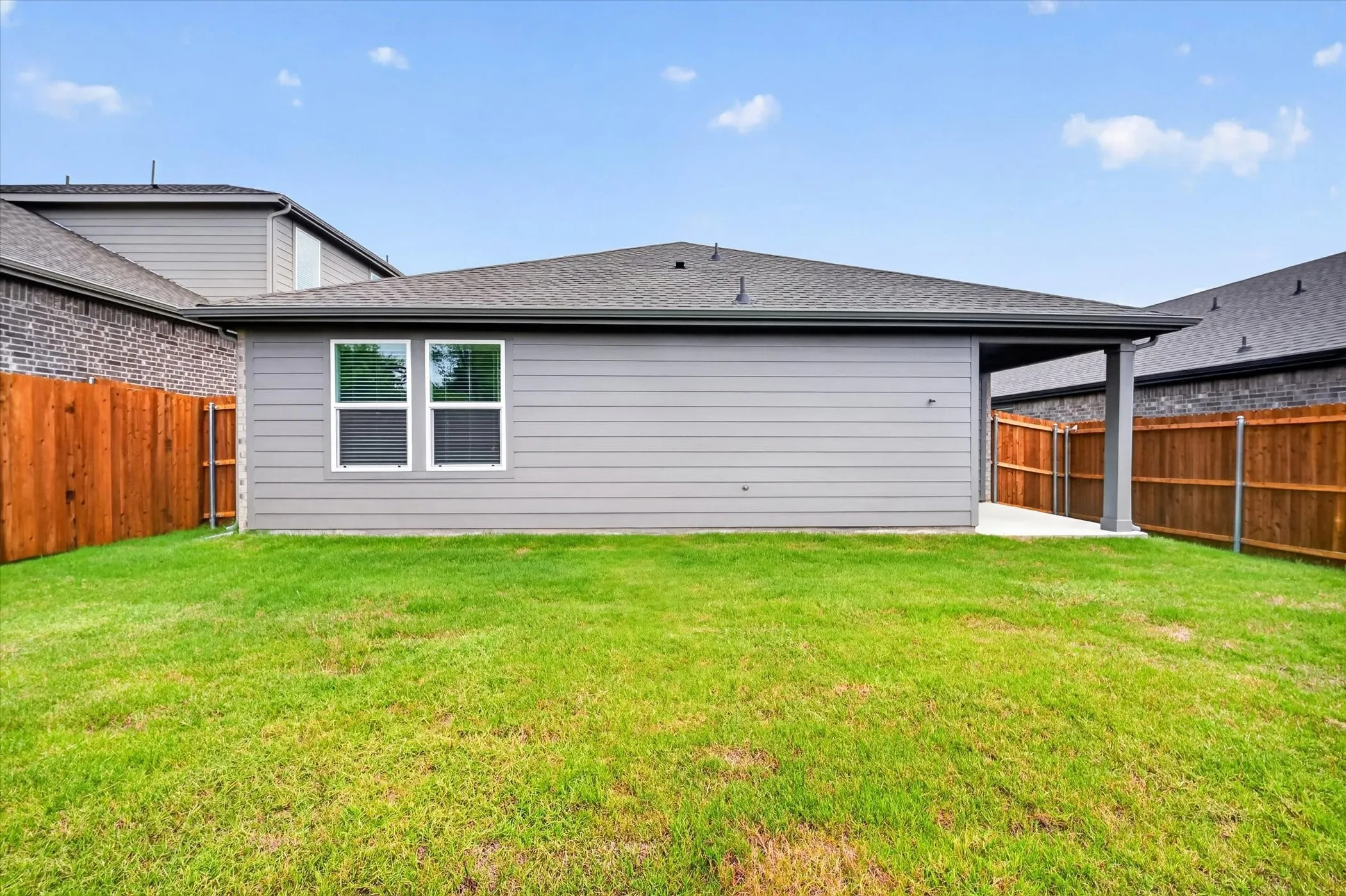 Single Family Residence For Rent in Grayson County , 3330 Catamount Drive, Sherman, Texas 75090, 3 Bedroom, 2 Bathroom, 2 Garage spaces, 1,332 Sqft, built in 2026, mls#21338942, Real Estate Agent in Sherman, Homes For Rent in Grayson county, Homes For Rent in Sherman, Realtor in Sherman Texas, Real Estate Brokerage Independent Realty Texas, Luminita Cordes Realtor