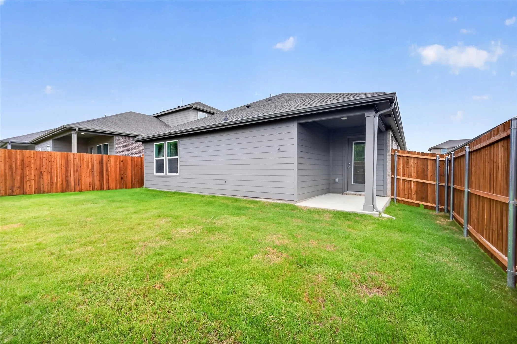 Single Family Residence For Rent in Grayson County , 3330 Catamount Drive, Sherman, Texas 75090, 3 Bedroom, 2 Bathroom, 2 Garage spaces, 1,332 Sqft, built in 2026, mls#21338942, Real Estate Agent in Sherman, Homes For Rent in Grayson county, Homes For Rent in Sherman, Realtor in Sherman Texas, Real Estate Brokerage Independent Realty Texas, Luminita Cordes Realtor