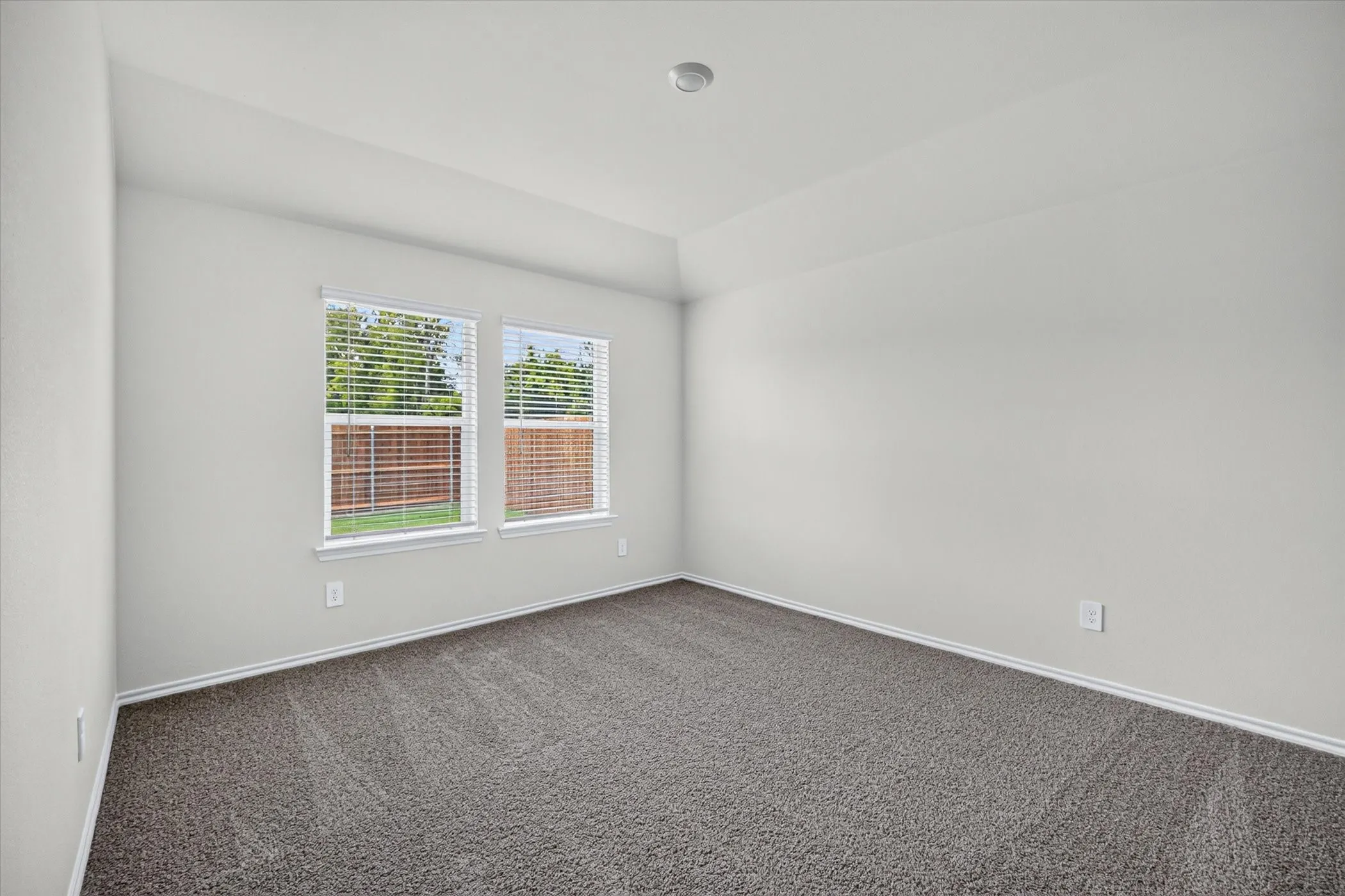 Single Family Residence For Rent in Grayson County , 3330 Catamount Drive, Sherman, Texas 75090, 3 Bedroom, 2 Bathroom, 2 Garage spaces, 1,332 Sqft, built in 2026, mls#21338942, Real Estate Agent in Sherman, Homes For Rent in Grayson county, Homes For Rent in Sherman, Realtor in Sherman Texas, Real Estate Brokerage Independent Realty Texas, Luminita Cordes Realtor