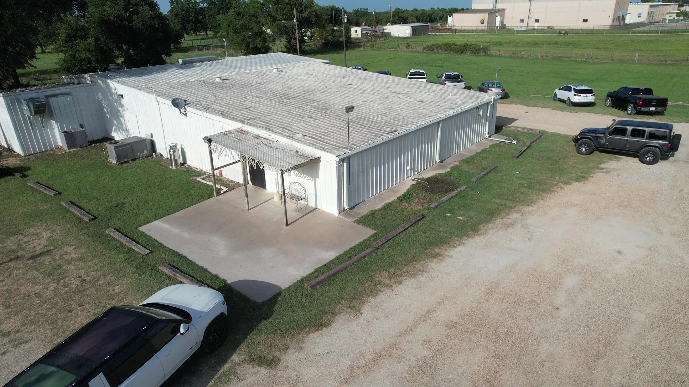 Business For Sale in Milam County , 1710 Industrial Blvd Boulevard, Cameron, Texas 76520, 0, 0, Garage spaces, 0 Sqft, built in 1972, Price $400,000, mls#21331999, Real Estate Agent in Cameron, Homes For Sale in Milam county, Homes For Sale in Cameron, Realtor in Cameron Texas, Real Estate Brokerage Independent Realty Texas, Luminita Cordes Realtor