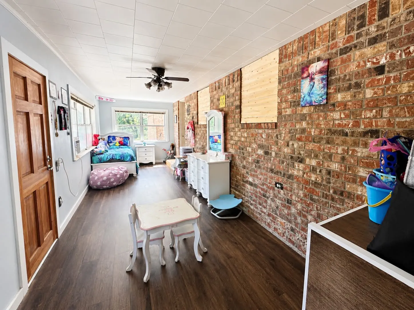 Single Family Residence For Sale in Henderson County , 7761 Fm 2494, Athens, Texas 75751, 4 Bedrooms, 2 Bathrooms, Garage spaces, 2,500 Sqft, built in 1978, Price $699,900, mls#21334944, Real Estate Agent in Athens, Homes For Sale in Henderson county, Homes For Sale in Athens, Realtor in Athens Texas, Real Estate Brokerage Independent Realty Texas, Luminita Cordes Realtor