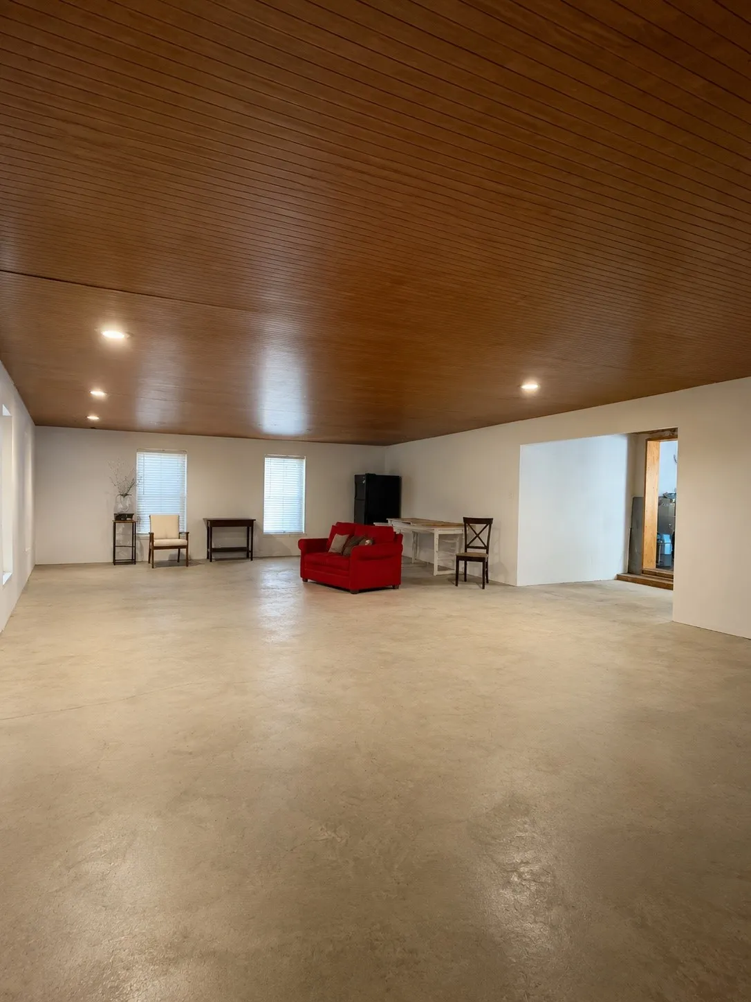 Single Family Residence For Sale in Dallas County , 311 S Ebrite Street, Mesquite, Texas 75149, 3 Bedroom, 2 Bathroom, Garage spaces, 3,064 Sqft, built in 1945, mls#21338617, Real Estate Agent in Mesquite, Homes For Sale in Dallas county, Homes For Sale in Mesquite, Realtor in Mesquite Texas, Real Estate Brokerage Independent Realty Texas, Luminita Cordes Realtor