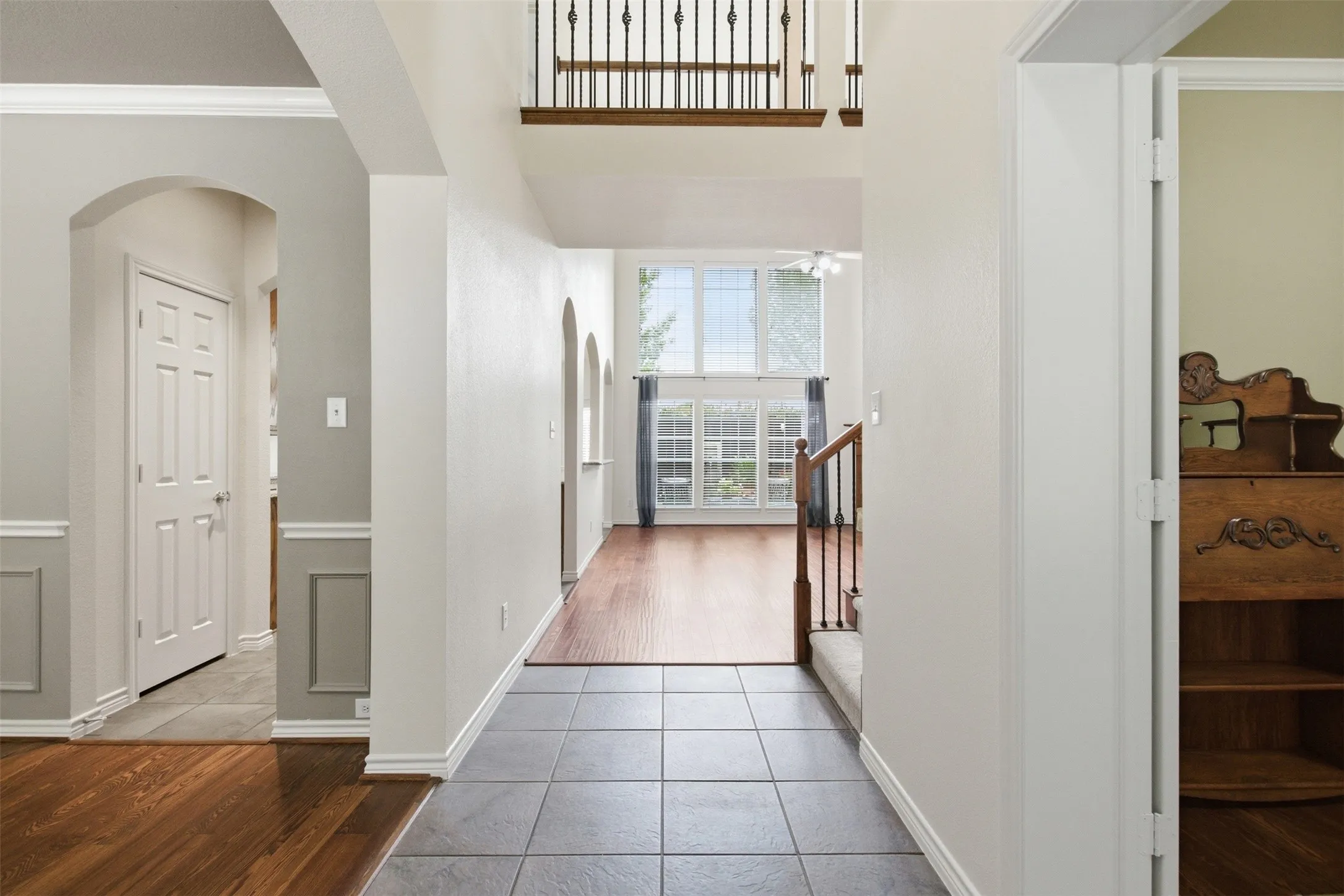 Welcoming entry