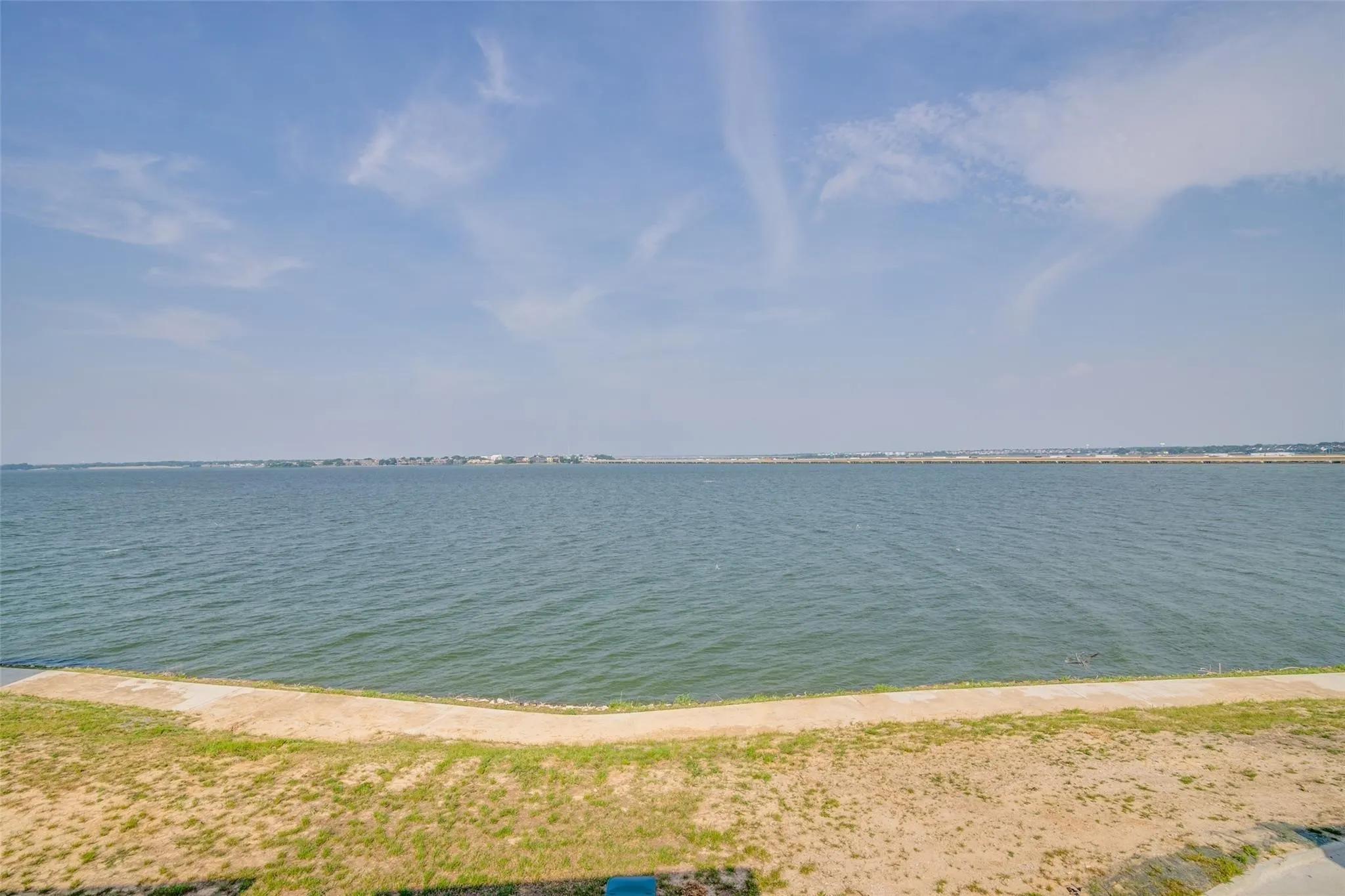 LAKE VIEWS FROM ALL ROOMS