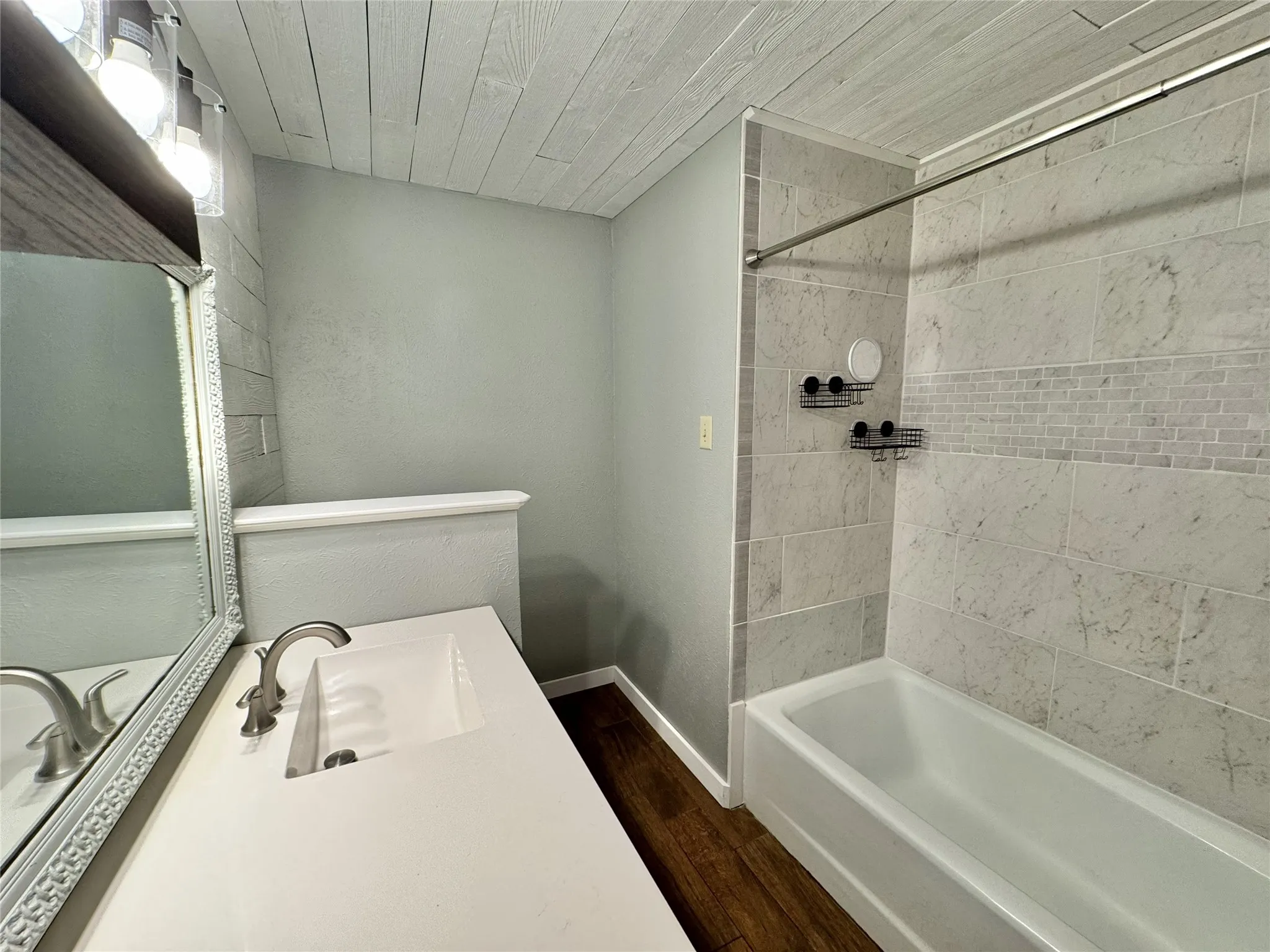 Single Family Residence For Sale in Van Zandt County , 1785 Cypress Lane, Canton, Texas 75103, 3 Bedroom, 2 Bathroom, 2 Garage spaces, 1,805 Sqft, built in 1973, mls#21338944, Real Estate Agent in Canton, Homes For Sale in Van Zandt county, Homes For Sale in Canton, Realtor in Canton Texas, Real Estate Brokerage Independent Realty Texas, Luminita Cordes Realtor