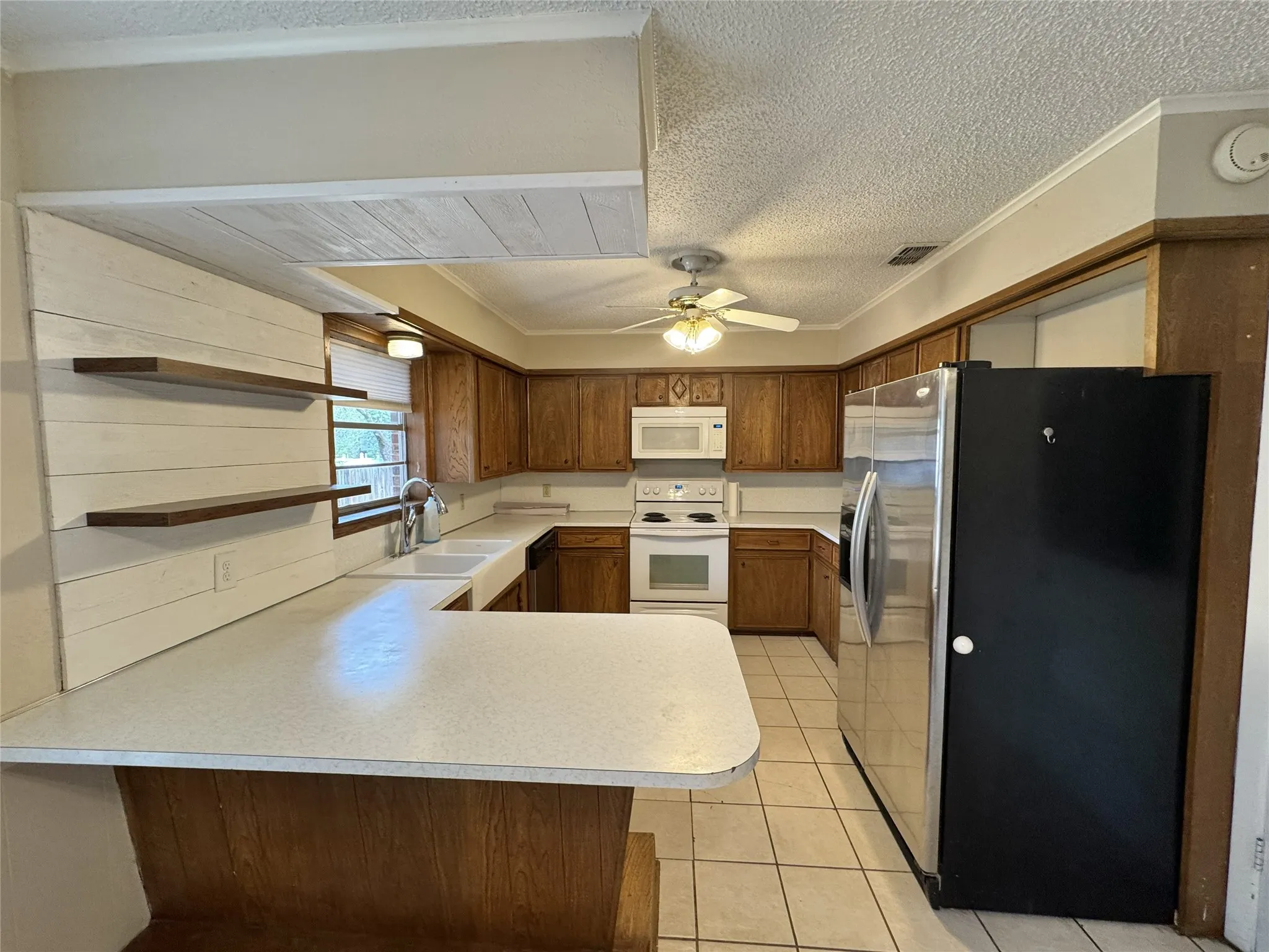 Single Family Residence For Sale in Van Zandt County , 1785 Cypress Lane, Canton, Texas 75103, 3 Bedroom, 2 Bathroom, 2 Garage spaces, 1,805 Sqft, built in 1973, mls#21338944, Real Estate Agent in Canton, Homes For Sale in Van Zandt county, Homes For Sale in Canton, Realtor in Canton Texas, Real Estate Brokerage Independent Realty Texas, Luminita Cordes Realtor