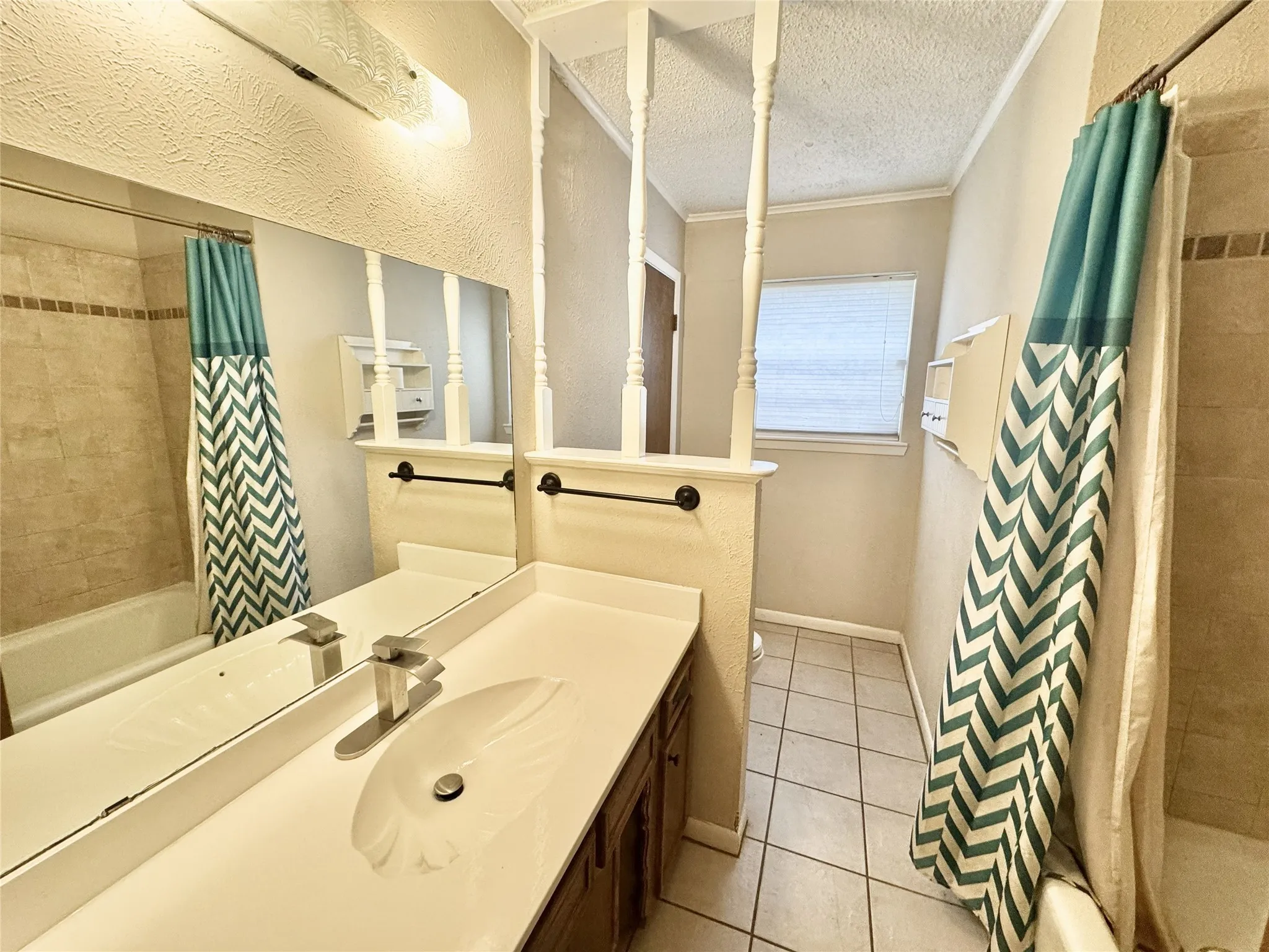 Single Family Residence For Sale in Van Zandt County , 1785 Cypress Lane, Canton, Texas 75103, 3 Bedroom, 2 Bathroom, 2 Garage spaces, 1,805 Sqft, built in 1973, mls#21338944, Real Estate Agent in Canton, Homes For Sale in Van Zandt county, Homes For Sale in Canton, Realtor in Canton Texas, Real Estate Brokerage Independent Realty Texas, Luminita Cordes Realtor