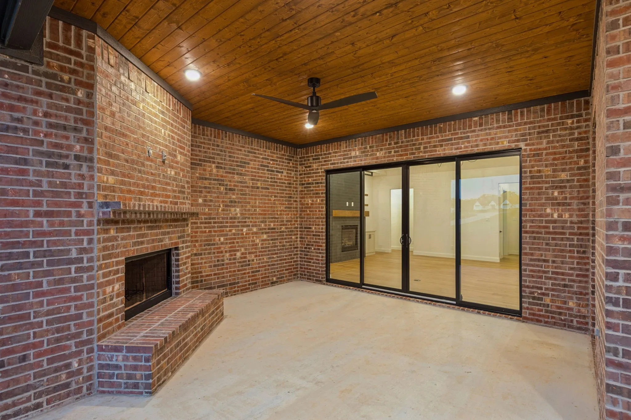 Single Family Residence For Sale in Parker County , 2043 Vaquero Drive, Weatherford, Texas 76086, 4 Bedroom, 3 Bathroom, 3 Garage spaces, 3,145 Sqft, built in 2026, mls#21335650, Real Estate Agent in Weatherford, Homes For Sale in Parker county, Homes For Sale in Weatherford, Realtor in Weatherford Texas, Real Estate Brokerage Independent Realty Texas, Luminita Cordes Realtor