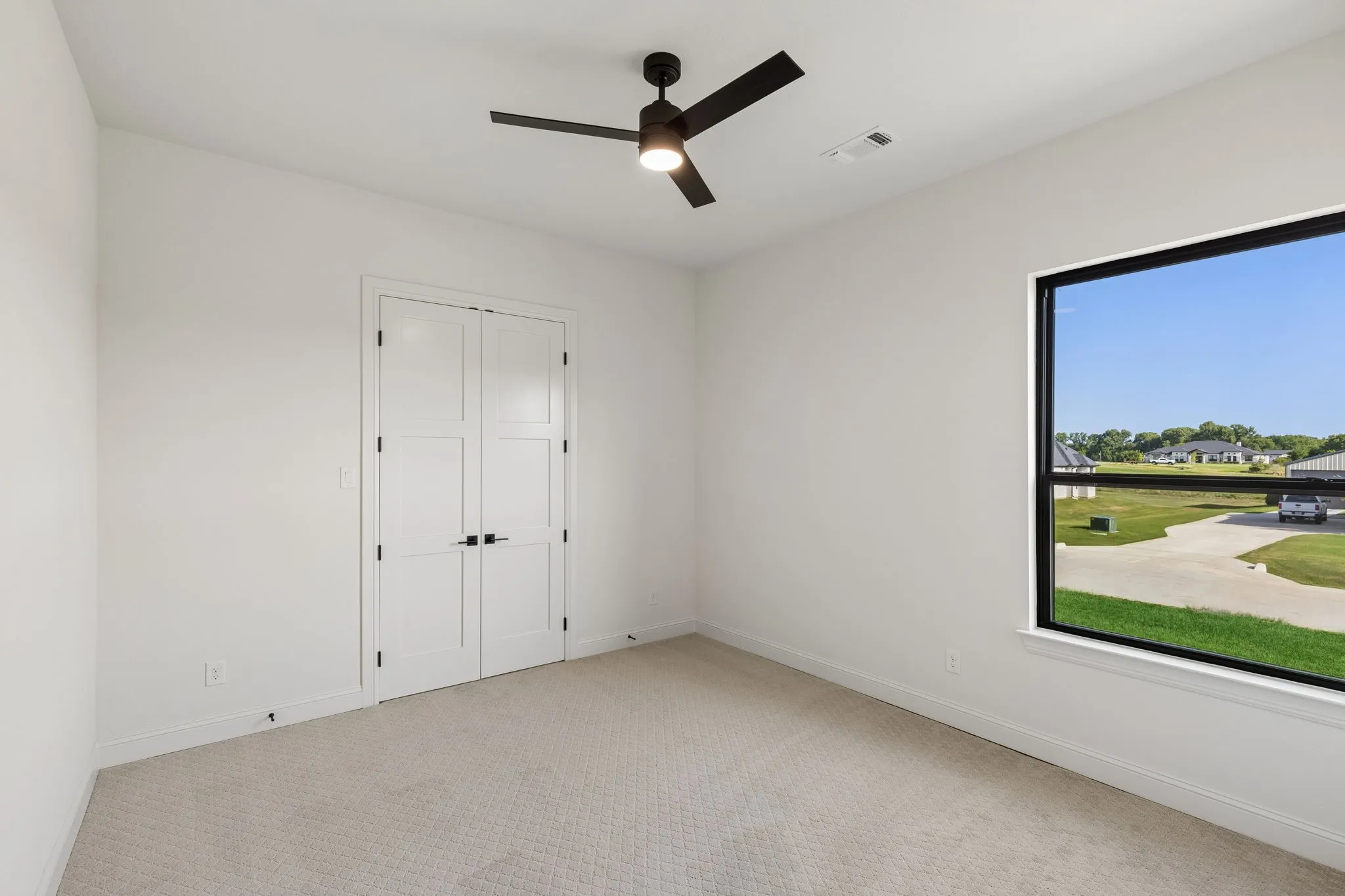 Single Family Residence For Sale in Parker County , 2043 Vaquero Drive, Weatherford, Texas 76086, 4 Bedroom, 3 Bathroom, 3 Garage spaces, 3,145 Sqft, built in 2026, mls#21335650, Real Estate Agent in Weatherford, Homes For Sale in Parker county, Homes For Sale in Weatherford, Realtor in Weatherford Texas, Real Estate Brokerage Independent Realty Texas, Luminita Cordes Realtor