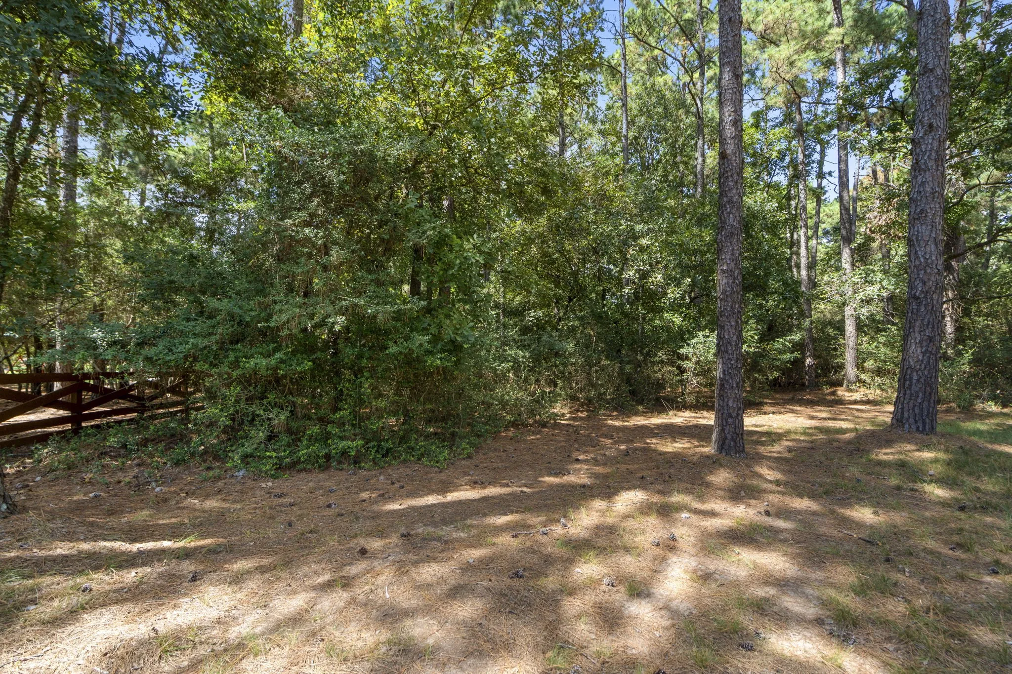 Improved Land For Sale in Montgomery County , 37432 Club house Lane, Montgomery, Texas 77355, 0, 0, Garage spaces, 0 Sqft, built in 0, Price $399,000, mls#21338338, Real Estate Agent in Montgomery, Homes For Sale in Montgomery county, Homes For Sale in Montgomery, Realtor in Montgomery Texas, Real Estate Brokerage Independent Realty Texas, Luminita Cordes Realtor