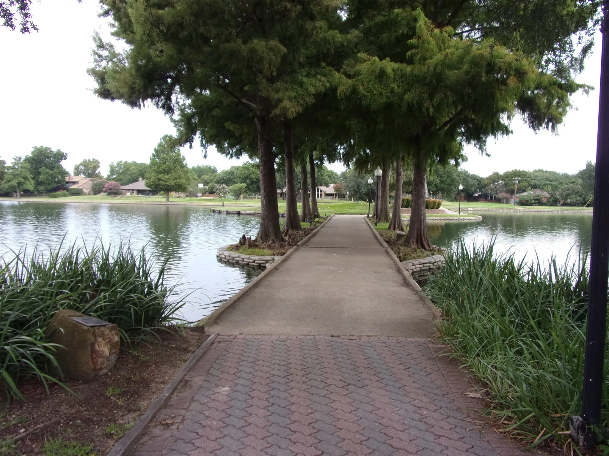 Walkway to Fishing and from the 9th hole