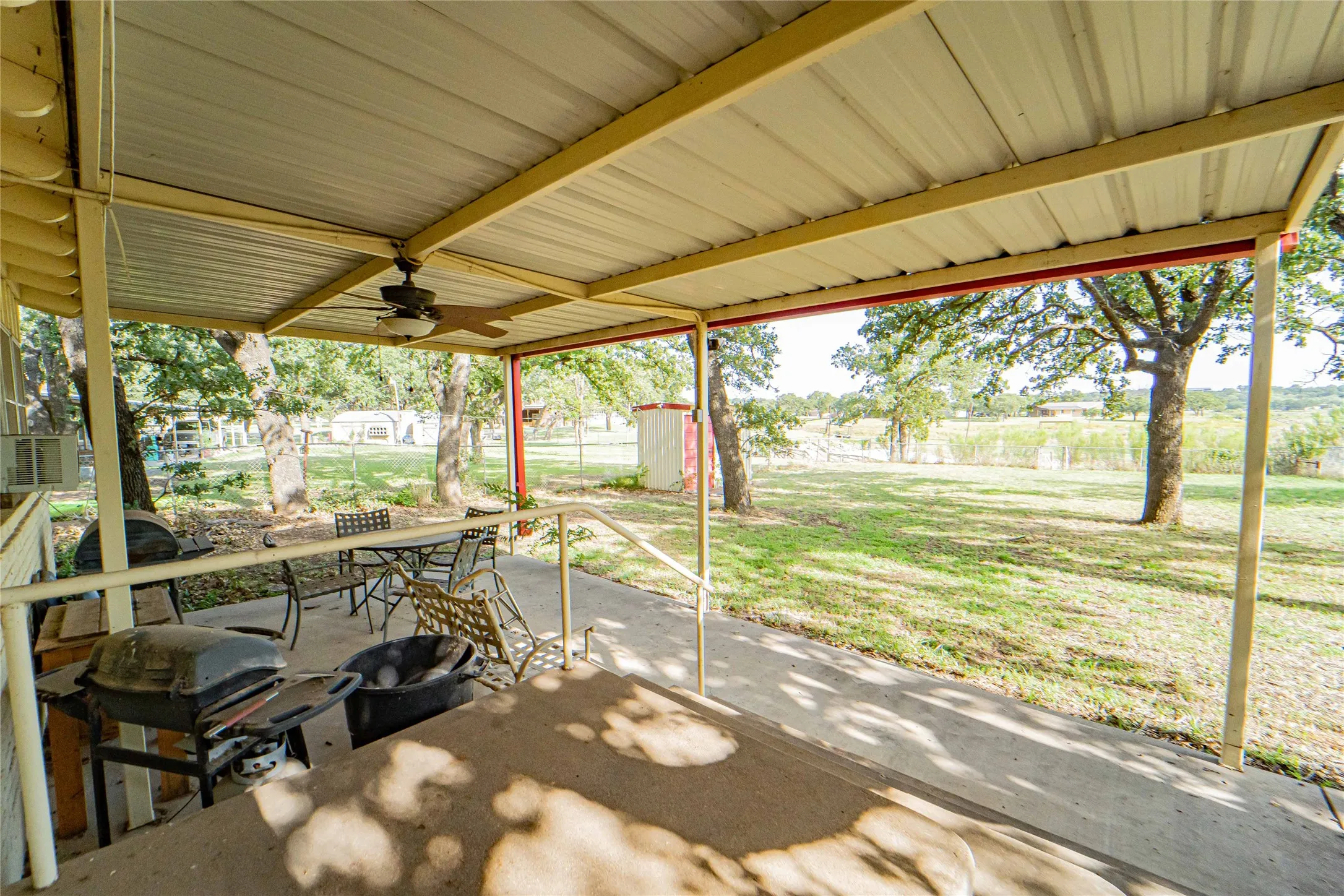 Single Family Residence For Sale in Stephens County , 3113 2641, Breckenridge, Texas 76424, 4 Bedroom, 2 Bathroom, Garage spaces, 1,508 Sqft, built in 1963, mls#21338400, Real Estate Agent in Breckenridge, Homes For Sale in Stephens county, Homes For Sale in Breckenridge, Realtor in Breckenridge Texas, Real Estate Brokerage Independent Realty Texas, Luminita Cordes Realtor