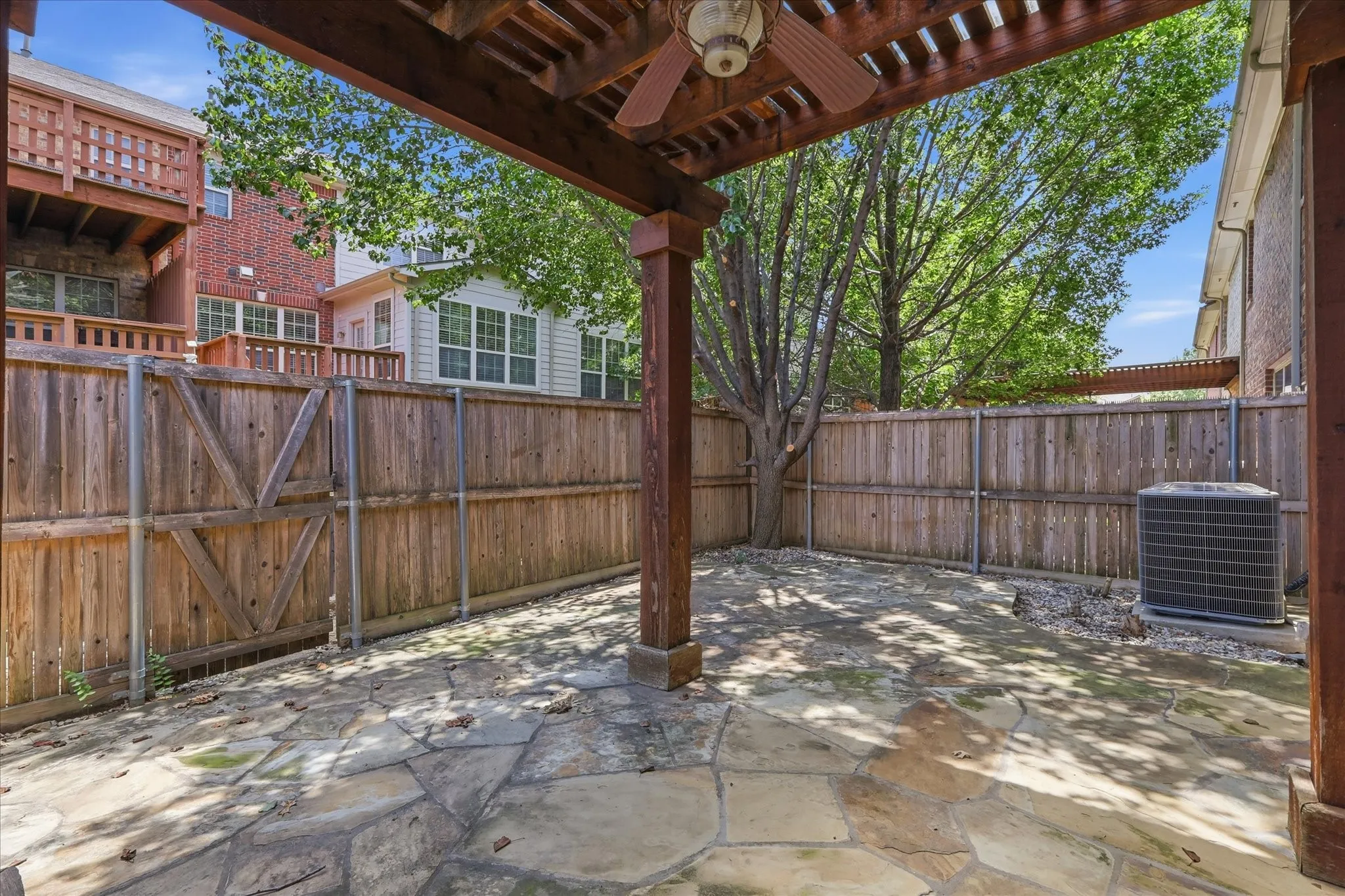 Townhouse For Rent in Denton County , 2649 Jacobson Drive, Lewisville, Texas 75067, 3 Bedroom, 3 Bathroom, 2 Garage spaces, 1,937 Sqft, built in 2009, Price $2,650, mls#21338987, Real Estate Agent in Lewisville, Homes For Rent in Denton county, Homes For Rent in Lewisville, Realtor in Lewisville Texas, Real Estate Brokerage Independent Realty Texas, Luminita Cordes Realtor