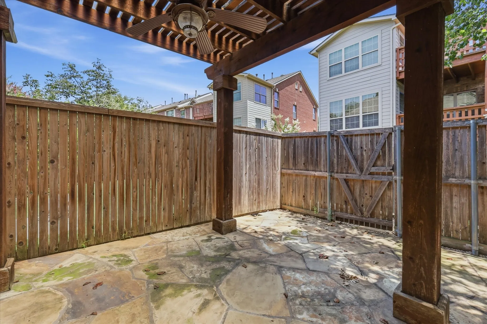Townhouse For Rent in Denton County , 2649 Jacobson Drive, Lewisville, Texas 75067, 3 Bedroom, 3 Bathroom, 2 Garage spaces, 1,937 Sqft, built in 2009, Price $2,650, mls#21338987, Real Estate Agent in Lewisville, Homes For Rent in Denton county, Homes For Rent in Lewisville, Realtor in Lewisville Texas, Real Estate Brokerage Independent Realty Texas, Luminita Cordes Realtor