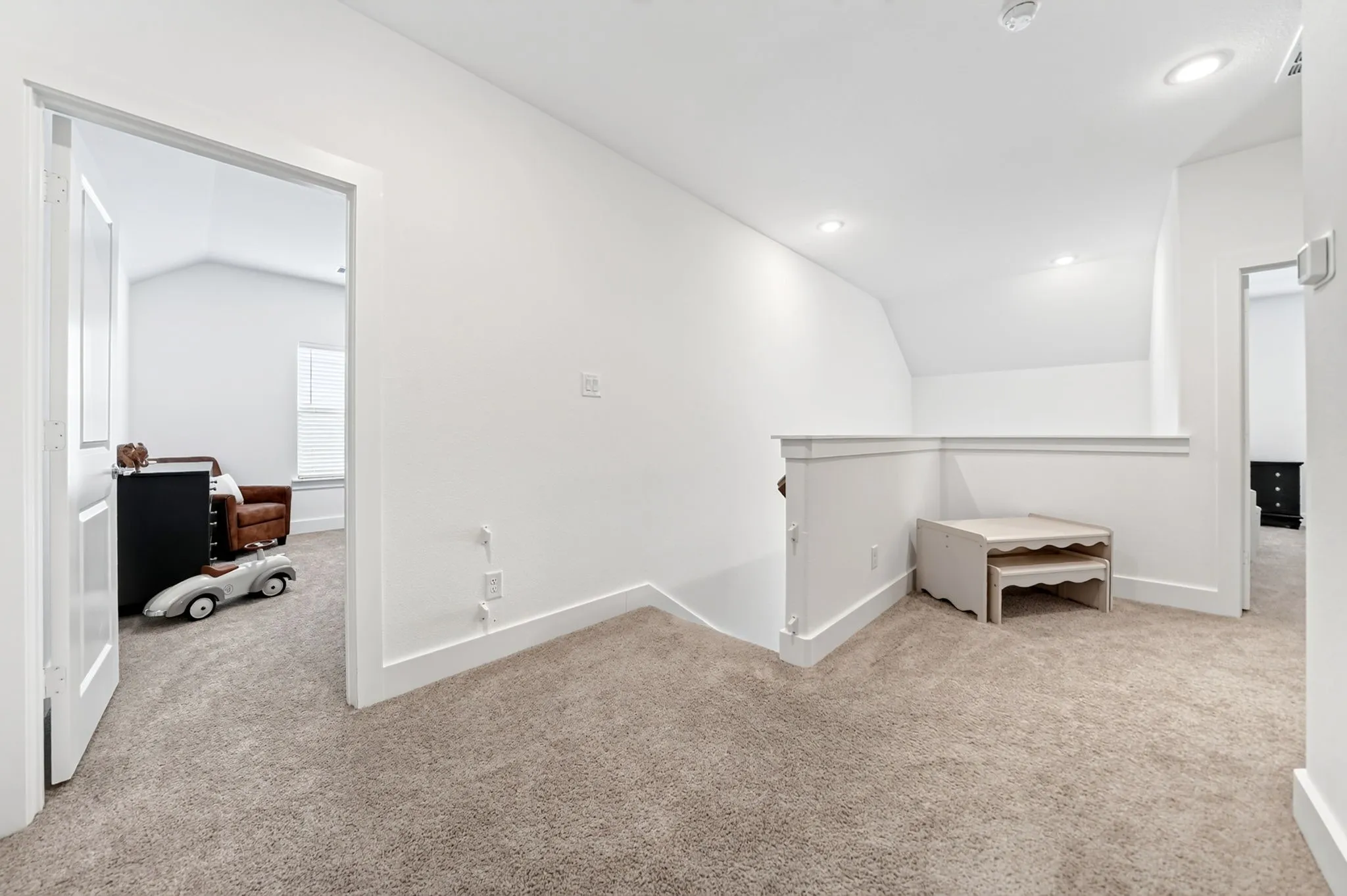 Single Family Residence For Sale in Ellis County , 2196 Jonata Street, Waxahachie, Texas 75165, 5 Bedroom, 3 Bathroom, 2 Garage spaces, 2,682 Sqft, built in 2024, mls#21338665, Real Estate Agent in Waxahachie, Homes For Sale in Ellis county, Homes For Sale in Waxahachie, Realtor in Waxahachie Texas, Real Estate Brokerage Independent Realty Texas, Luminita Cordes Realtor