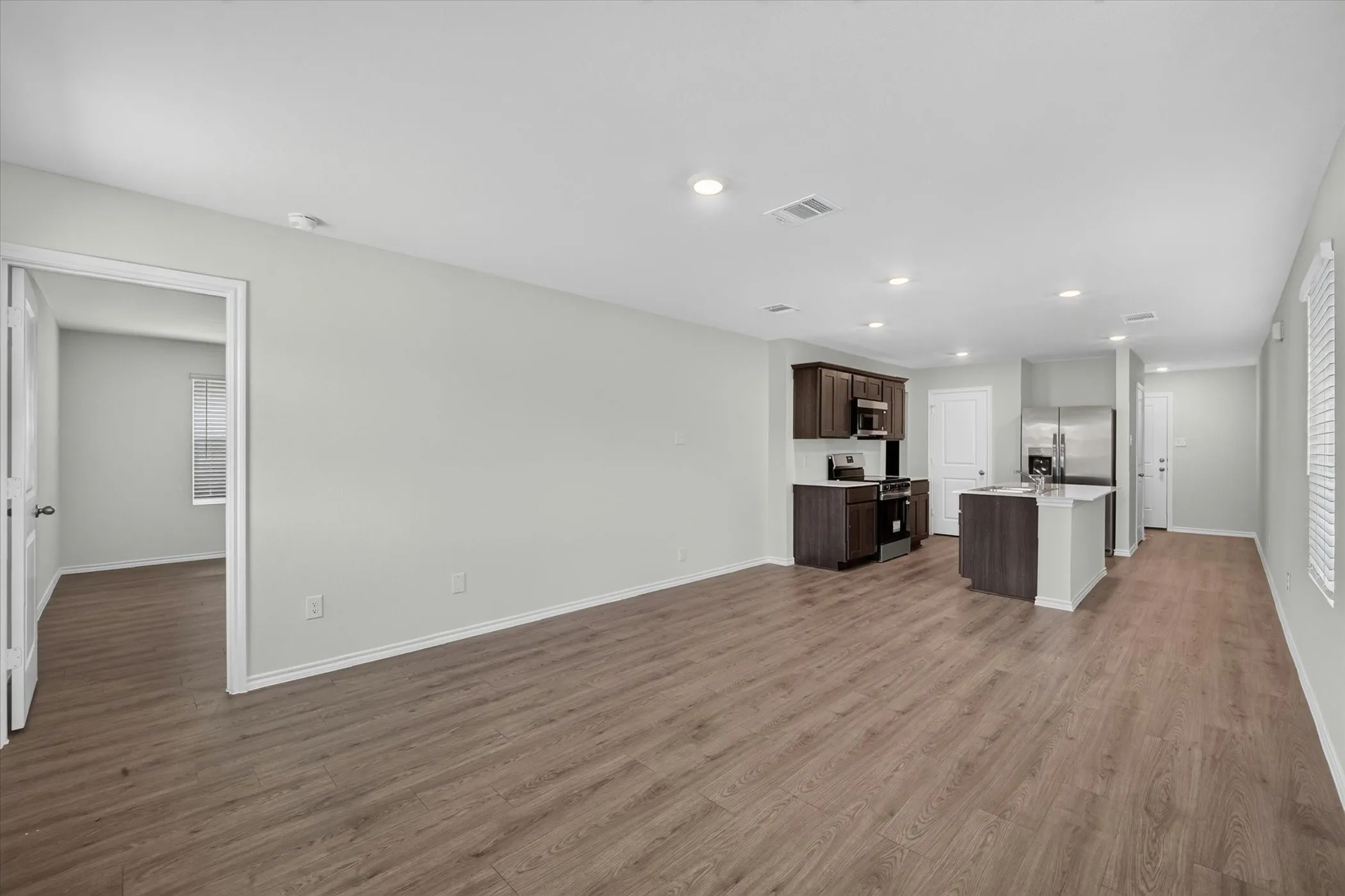 Single Family Residence For Rent in Hunt County , 1117 Southfield Drive, Josephine, Texas 75135, 3 Bedroom, 2 Bathroom, 2 Garage spaces, 1,153 Sqft, built in 2026, mls#21338995, Real Estate Agent in Josephine, Homes For Rent in Hunt county, Homes For Rent in Josephine, Realtor in Josephine Texas, Real Estate Brokerage Independent Realty Texas, Luminita Cordes Realtor