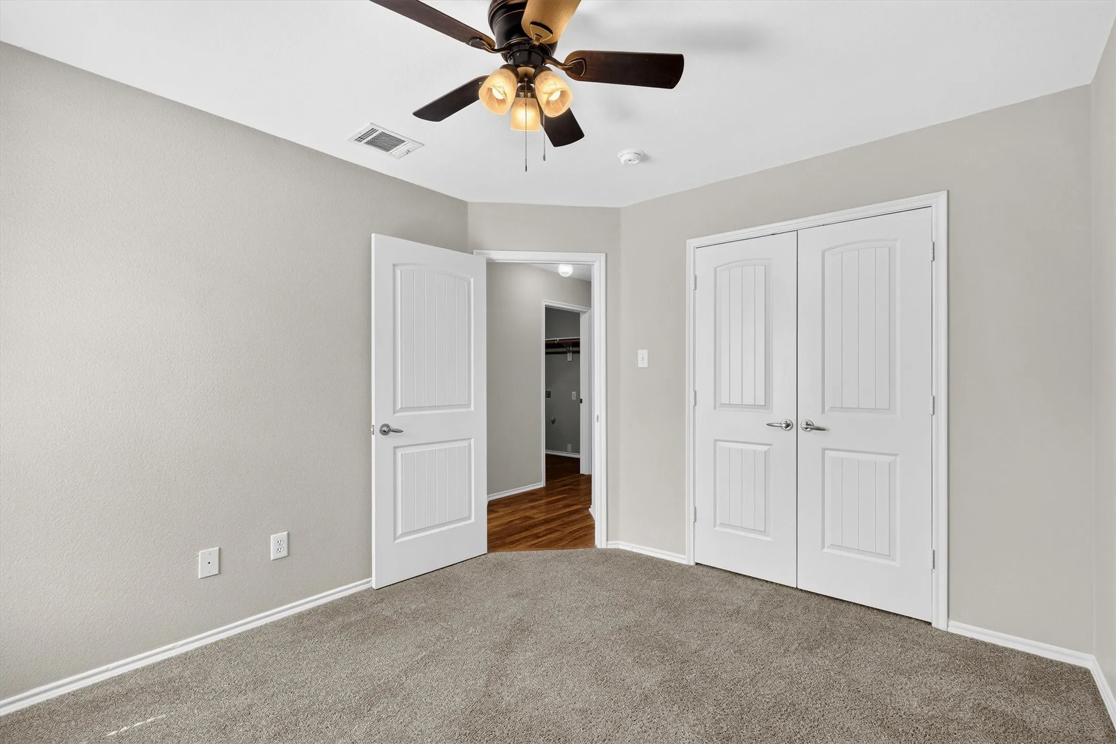 Single Family Residence For Sale in Rockwall County , 2900 Marsha Lane, Royse City, Texas 75189, 3 Bedroom, 2 Bathroom, 2 Garage spaces, 2,024 Sqft, built in 2007, mls#21338171, Real Estate Agent in Royse City, Homes For Sale in Rockwall county, Homes For Sale in Royse City, Realtor in Royse City Texas, Real Estate Brokerage Independent Realty Texas, Luminita Cordes Realtor