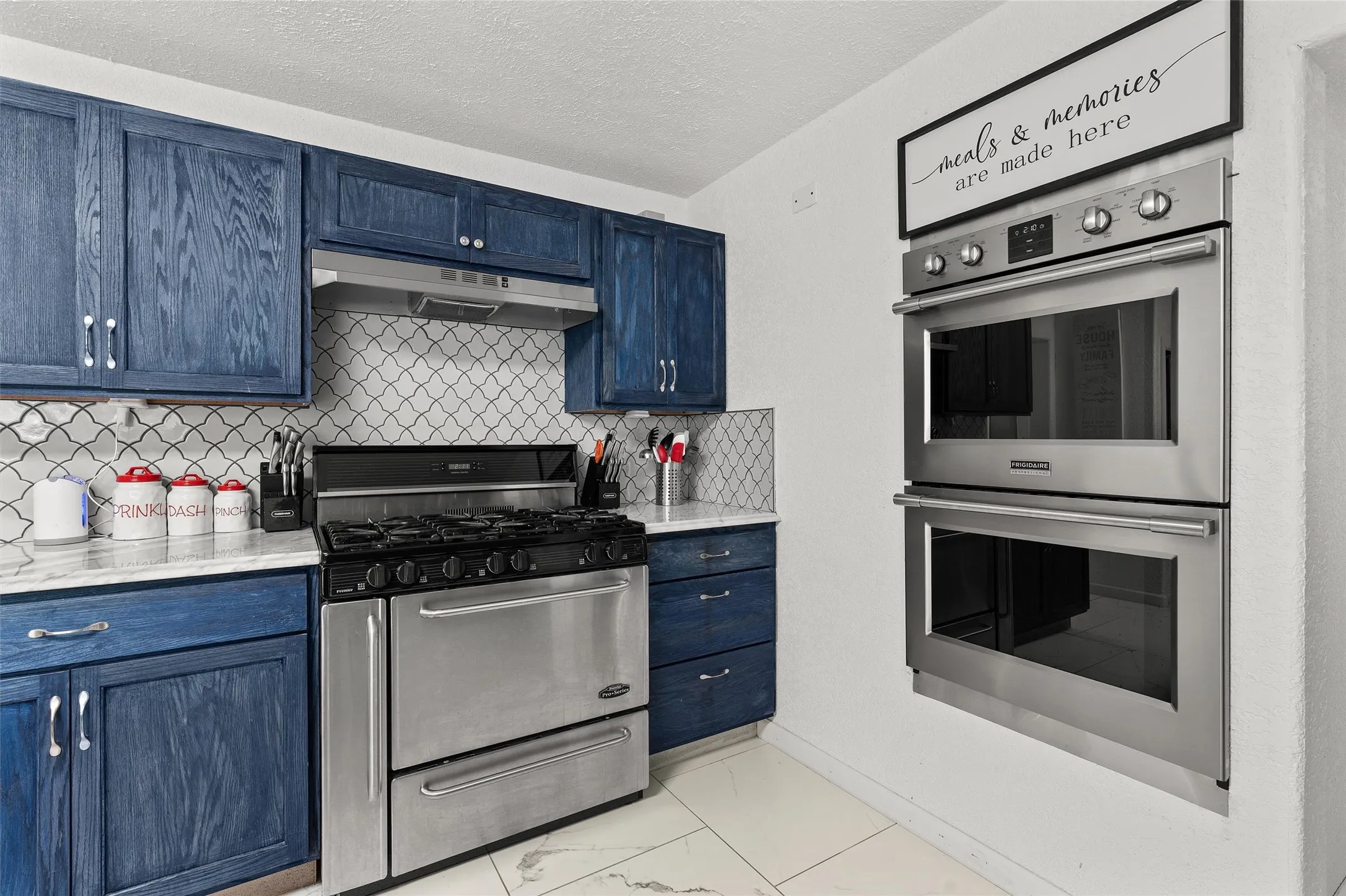 Single Family Residence For Sale in Panola County , 113 County Road 1844, Carthage, Texas 75633, 7 Bedroom, 4 Bathroom, Garage spaces, 4,350 Sqft, built in 1970, Price $679,000, mls#21338997, Real Estate Agent in Carthage, Homes For Sale in Panola county, Homes For Sale in Carthage, Realtor in Carthage Texas, Real Estate Brokerage Independent Realty Texas, Luminita Cordes Realtor