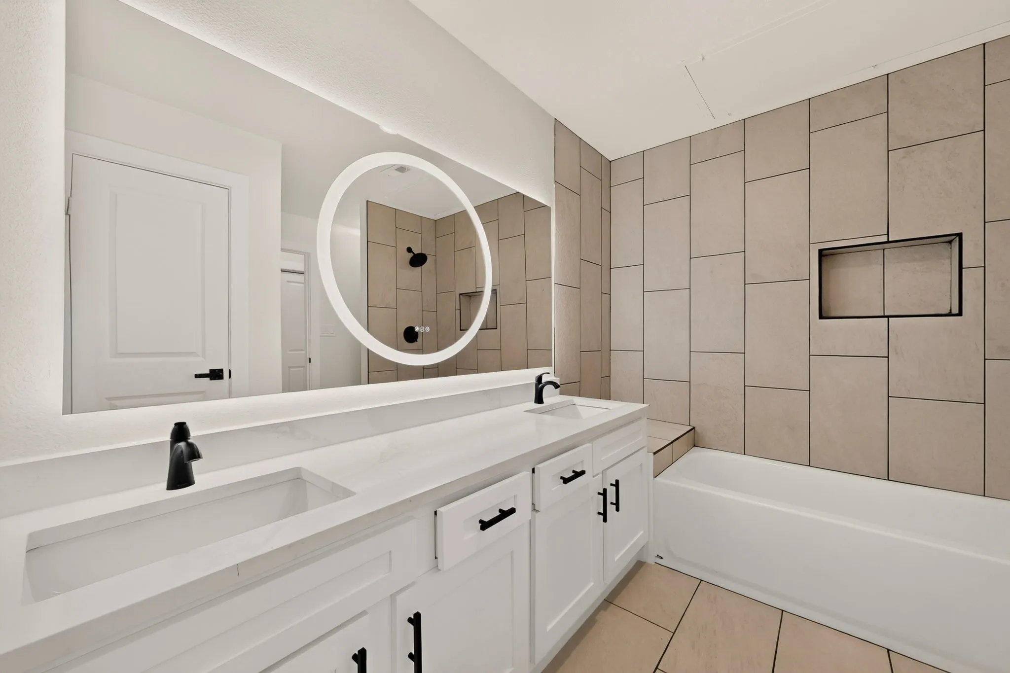 Condominium For Sale in Dallas County , 8600 Coppertowne Lane 1407, Dallas, Texas 75243, 1 Bedroom, 1 Bathroom, Garage spaces, 713 Sqft, built in 1983, mls#21338938, Real Estate Agent in Dallas, Homes For Sale in Dallas county, Homes For Sale in Dallas, Realtor in Dallas Texas, Real Estate Brokerage Independent Realty Texas, Luminita Cordes Realtor