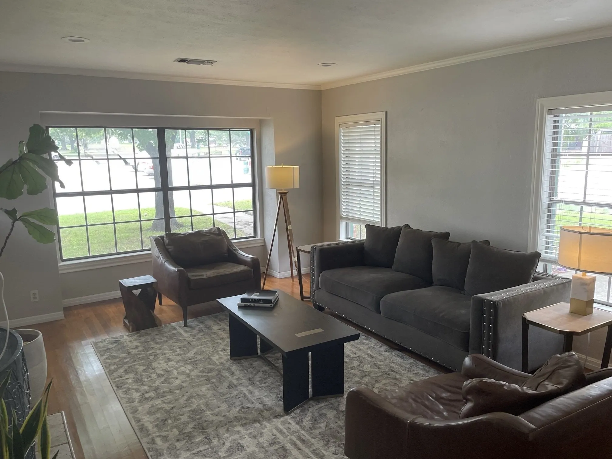 Single Family Residence For Rent in Tarrant County , 3444 Rogers Avenue, Fort Worth, Texas 76109, 3 Bedroom, 2 Bathroom, 2 Garage spaces, 1,673 Sqft, built in 1939, mls#21339010, Real Estate Agent in Fort Worth, Homes For Rent in Tarrant county, Homes For Rent in Fort Worth, Realtor in Fort Worth Texas, Real Estate Brokerage Independent Realty Texas, Luminita Cordes Realtor