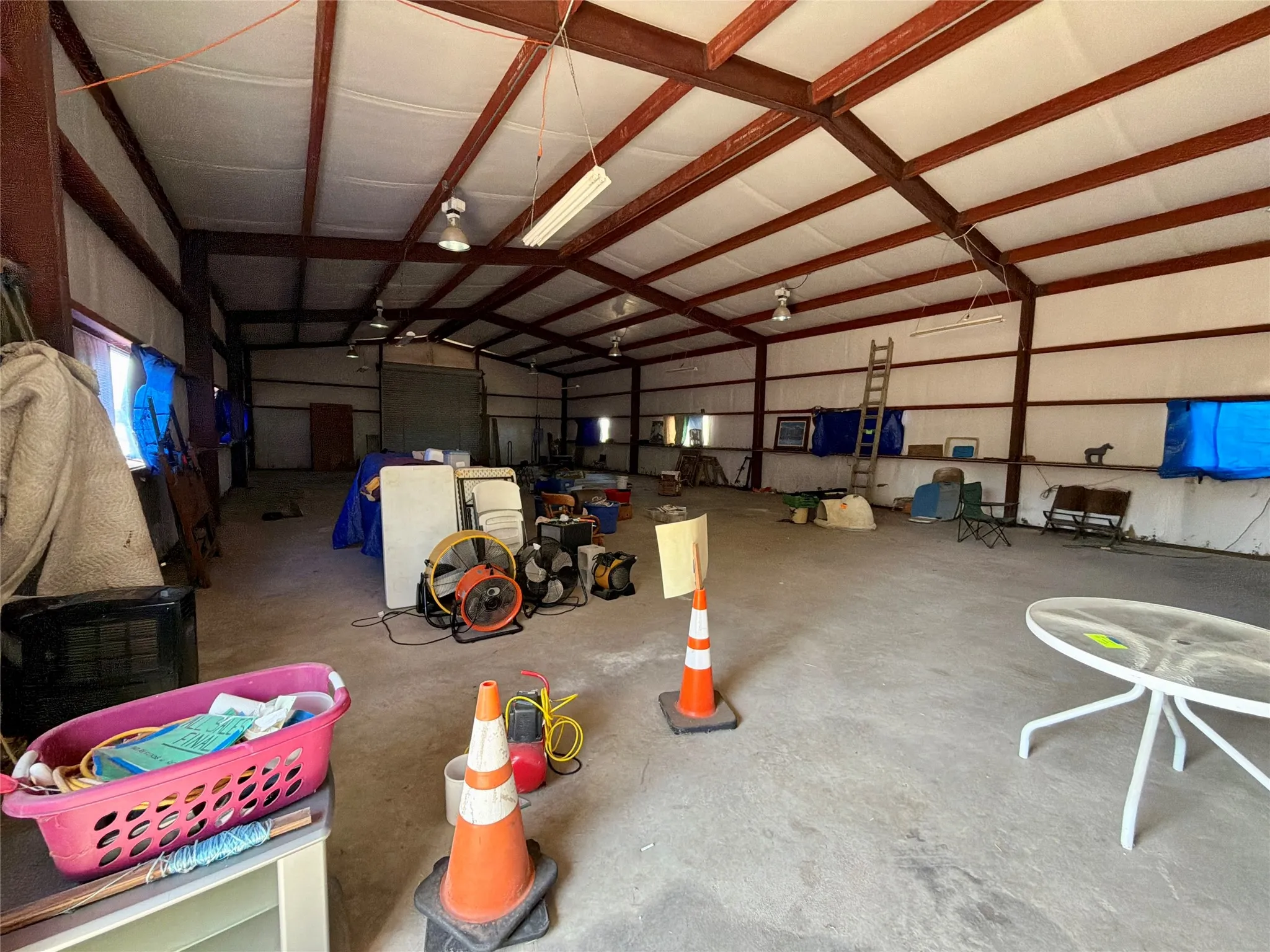 Insulated workshop, 40x80
