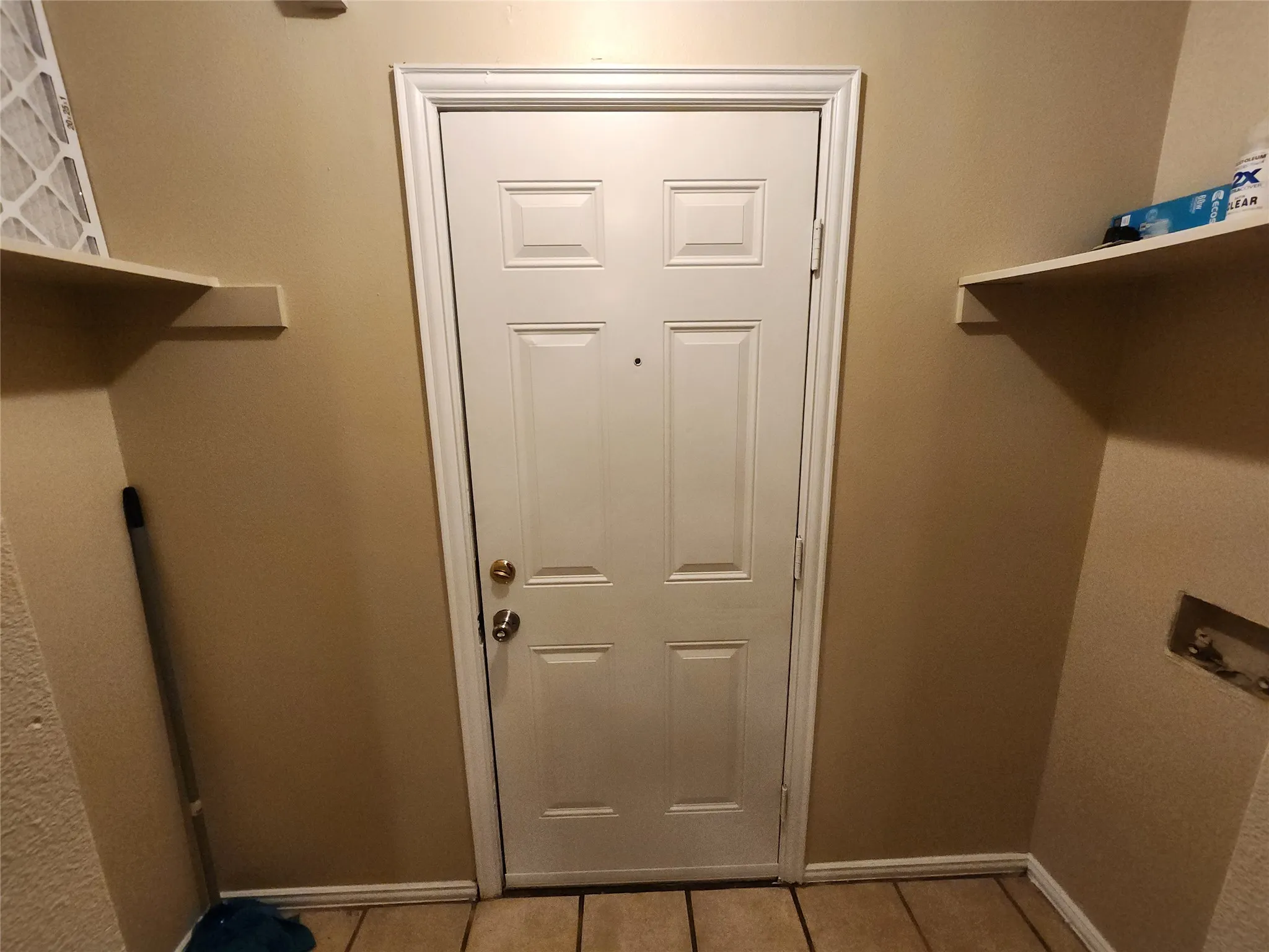 Duplex For Rent in Tarrant County , 939 Baker Street, Fort Worth, Texas 76104, 3 Bedroom, 2 Bathroom, 1 Garage spaces, 992 Sqft, built in 2005, mls#21339014, Real Estate Agent in Fort Worth, Homes For Rent in Tarrant county, Homes For Rent in Fort Worth, Realtor in Fort Worth Texas, Real Estate Brokerage Independent Realty Texas, Luminita Cordes Realtor
