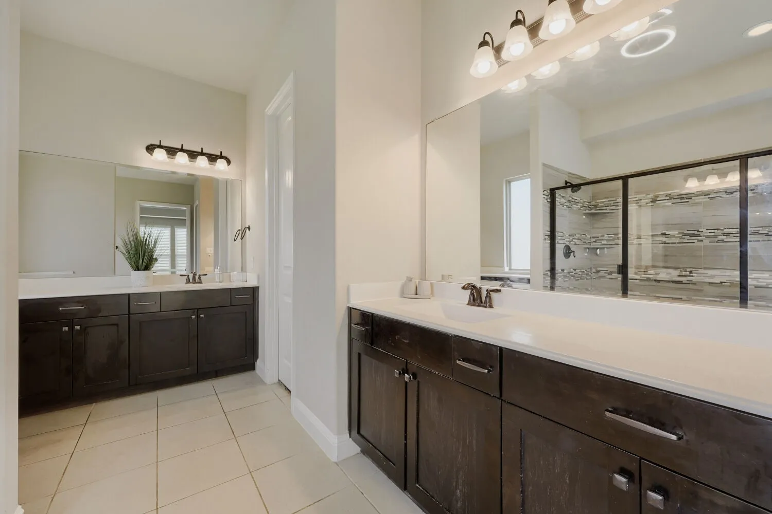 Single Family Residence For Sale in Tarrant County , 3403 Willow Brook Drive, Mansfield, Texas 76063, 5 Bedroom, 4 Bathroom, 2 Garage spaces, 3,603 Sqft, built in 2017, mls#21336219, Real Estate Agent in Mansfield, Homes For Sale in Tarrant county, Homes For Sale in Mansfield, Realtor in Mansfield Texas, Real Estate Brokerage Independent Realty Texas, Luminita Cordes Realtor