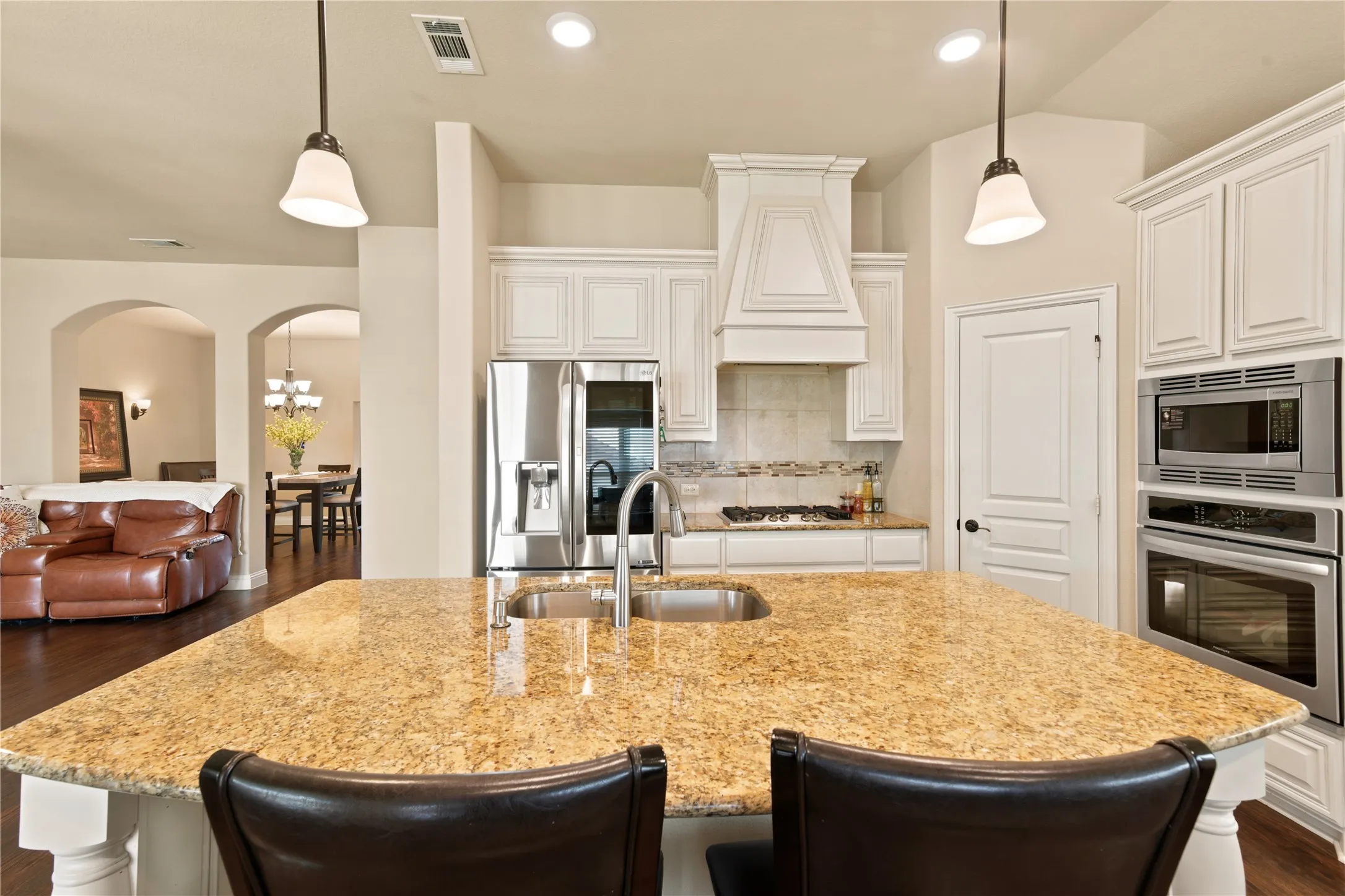 Single Family Residence For Sale in Collin County , 1501 Sherwood Drive, Anna, Texas 75409, 4 Bedroom, 2 Bathroom, 2 Garage spaces, 2,303 Sqft, built in 2018, mls#21338999, Real Estate Agent in Anna, Homes For Sale in Collin county, Homes For Sale in Anna, Realtor in Anna Texas, Real Estate Brokerage Independent Realty Texas, Luminita Cordes Realtor