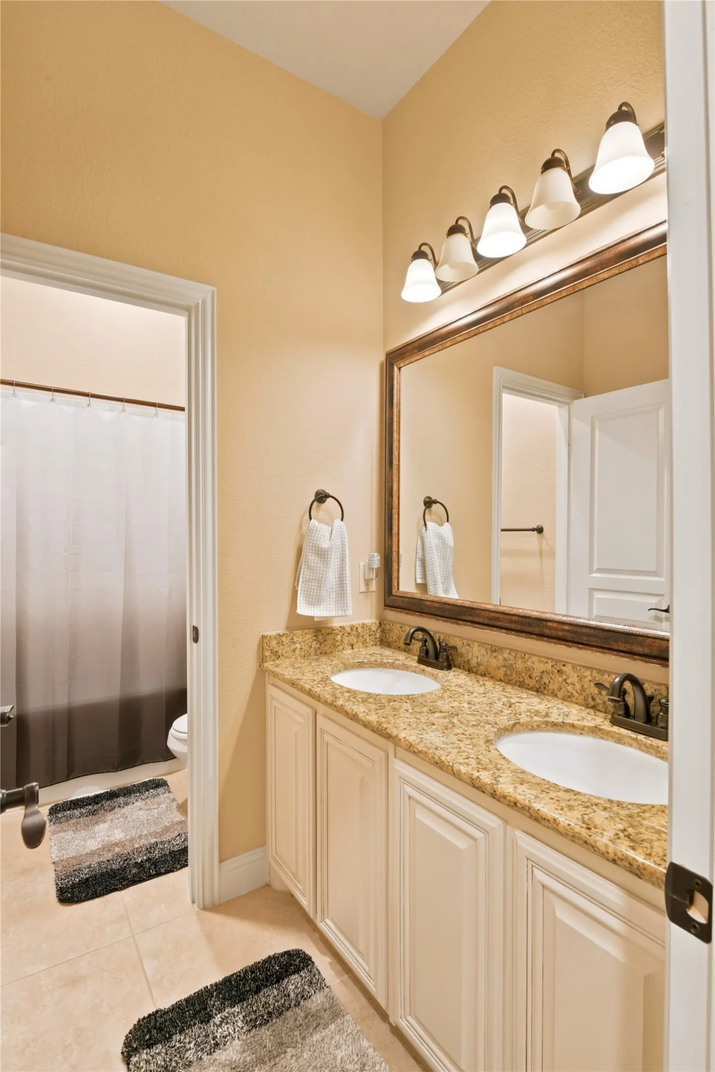 Single Family Residence For Sale in Collin County , 1501 Sherwood Drive, Anna, Texas 75409, 4 Bedroom, 2 Bathroom, 2 Garage spaces, 2,303 Sqft, built in 2018, mls#21338999, Real Estate Agent in Anna, Homes For Sale in Collin county, Homes For Sale in Anna, Realtor in Anna Texas, Real Estate Brokerage Independent Realty Texas, Luminita Cordes Realtor