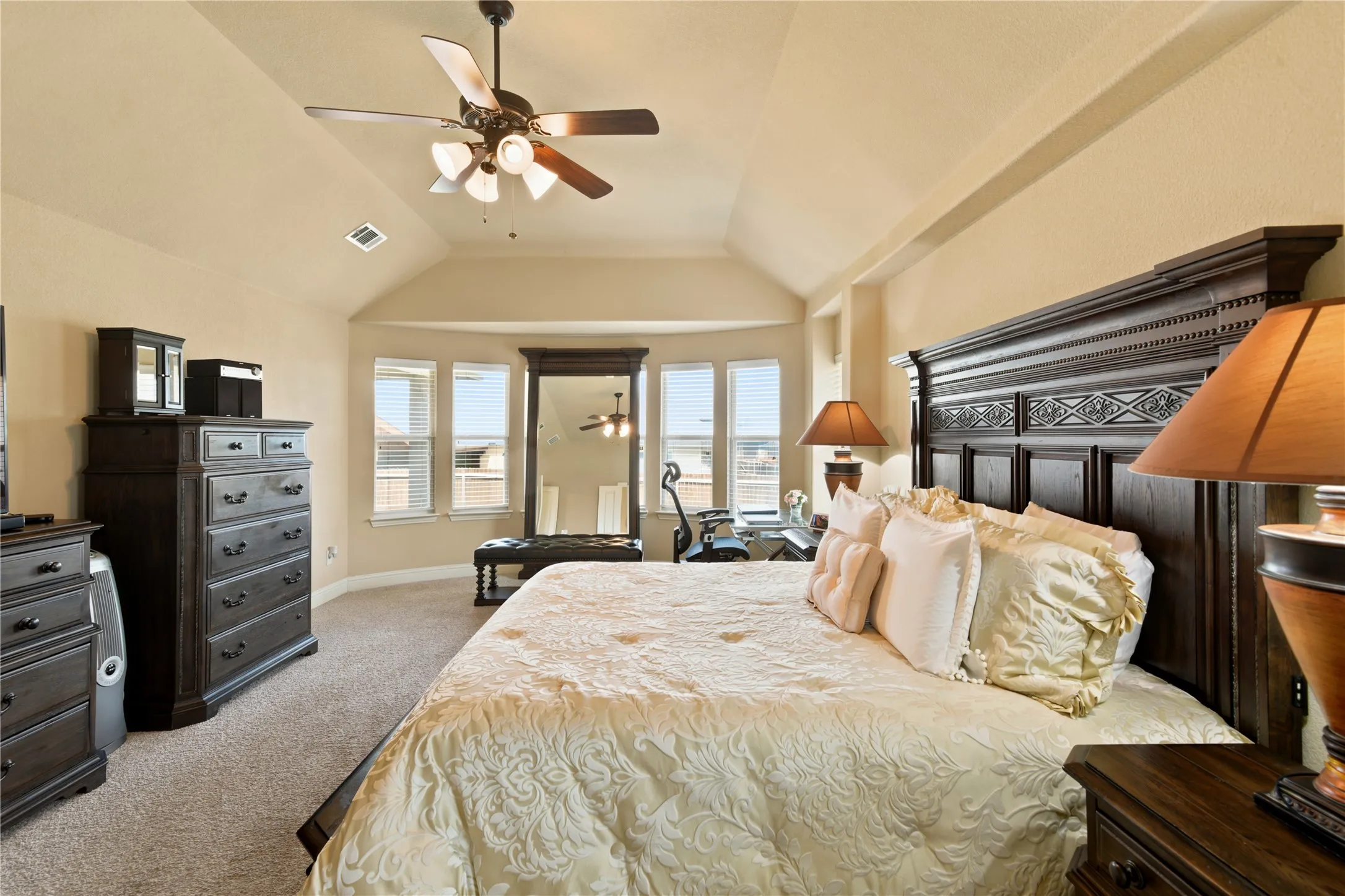 Single Family Residence For Sale in Collin County , 1501 Sherwood Drive, Anna, Texas 75409, 4 Bedroom, 2 Bathroom, 2 Garage spaces, 2,303 Sqft, built in 2018, mls#21338999, Real Estate Agent in Anna, Homes For Sale in Collin county, Homes For Sale in Anna, Realtor in Anna Texas, Real Estate Brokerage Independent Realty Texas, Luminita Cordes Realtor