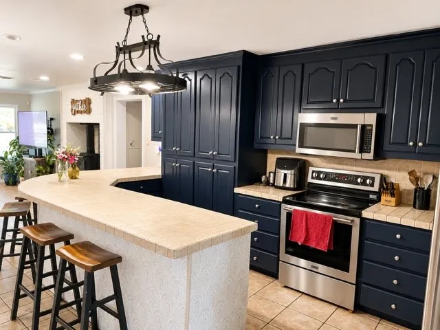 Single Family Residence For Sale in Hunt County , 1817 County Road 3327, Greenville, Texas 75402, 5 Bedroom, 3 Bathroom, 2 Garage spaces, 2,696 Sqft, built in 1987, Price $499,900, mls#21338897, Real Estate Agent in Greenville, Homes For Sale in Hunt county, Homes For Sale in Greenville, Realtor in Greenville Texas, Real Estate Brokerage Independent Realty Texas, Luminita Cordes Realtor