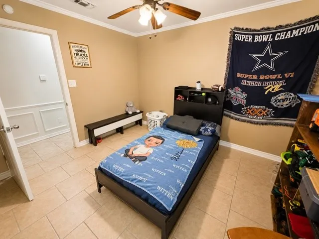 Single Family Residence For Sale in Hunt County , 1817 County Road 3327, Greenville, Texas 75402, 5 Bedroom, 3 Bathroom, 2 Garage spaces, 2,696 Sqft, built in 1987, Price $499,900, mls#21338897, Real Estate Agent in Greenville, Homes For Sale in Hunt county, Homes For Sale in Greenville, Realtor in Greenville Texas, Real Estate Brokerage Independent Realty Texas, Luminita Cordes Realtor