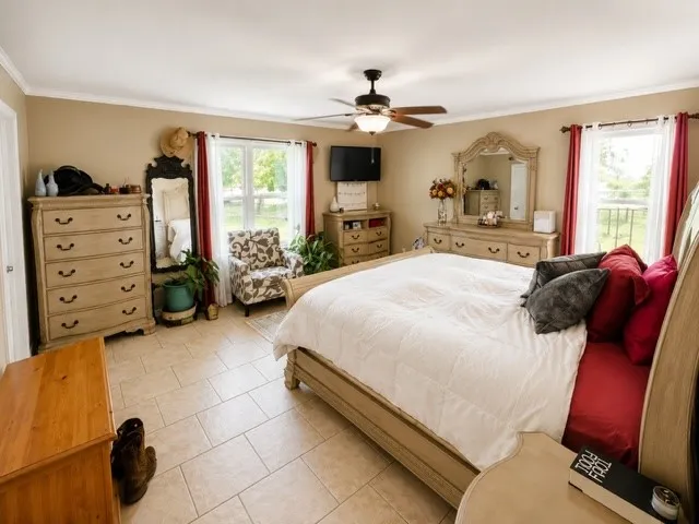 Single Family Residence For Sale in Hunt County , 1817 County Road 3327, Greenville, Texas 75402, 5 Bedroom, 3 Bathroom, 2 Garage spaces, 2,696 Sqft, built in 1987, Price $499,900, mls#21338897, Real Estate Agent in Greenville, Homes For Sale in Hunt county, Homes For Sale in Greenville, Realtor in Greenville Texas, Real Estate Brokerage Independent Realty Texas, Luminita Cordes Realtor