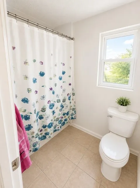 Single Family Residence For Sale in Hunt County , 1817 County Road 3327, Greenville, Texas 75402, 5 Bedroom, 3 Bathroom, 2 Garage spaces, 2,696 Sqft, built in 1987, Price $499,900, mls#21338897, Real Estate Agent in Greenville, Homes For Sale in Hunt county, Homes For Sale in Greenville, Realtor in Greenville Texas, Real Estate Brokerage Independent Realty Texas, Luminita Cordes Realtor