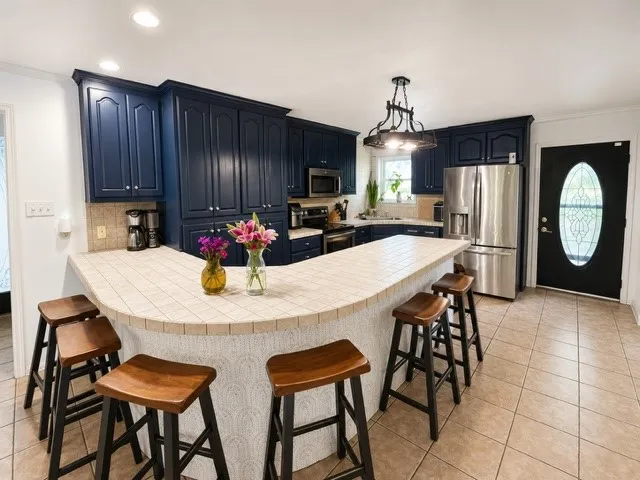 Single Family Residence For Sale in Hunt County , 1817 County Road 3327, Greenville, Texas 75402, 5 Bedroom, 3 Bathroom, 2 Garage spaces, 2,696 Sqft, built in 1987, Price $499,900, mls#21338897, Real Estate Agent in Greenville, Homes For Sale in Hunt county, Homes For Sale in Greenville, Realtor in Greenville Texas, Real Estate Brokerage Independent Realty Texas, Luminita Cordes Realtor